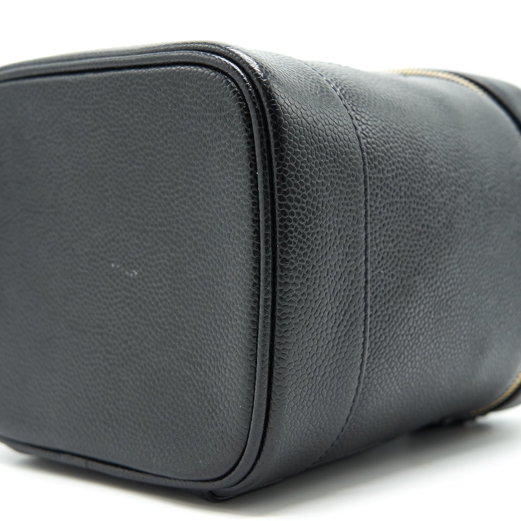 Chanel Vintage Vanity Case Caviar Black
