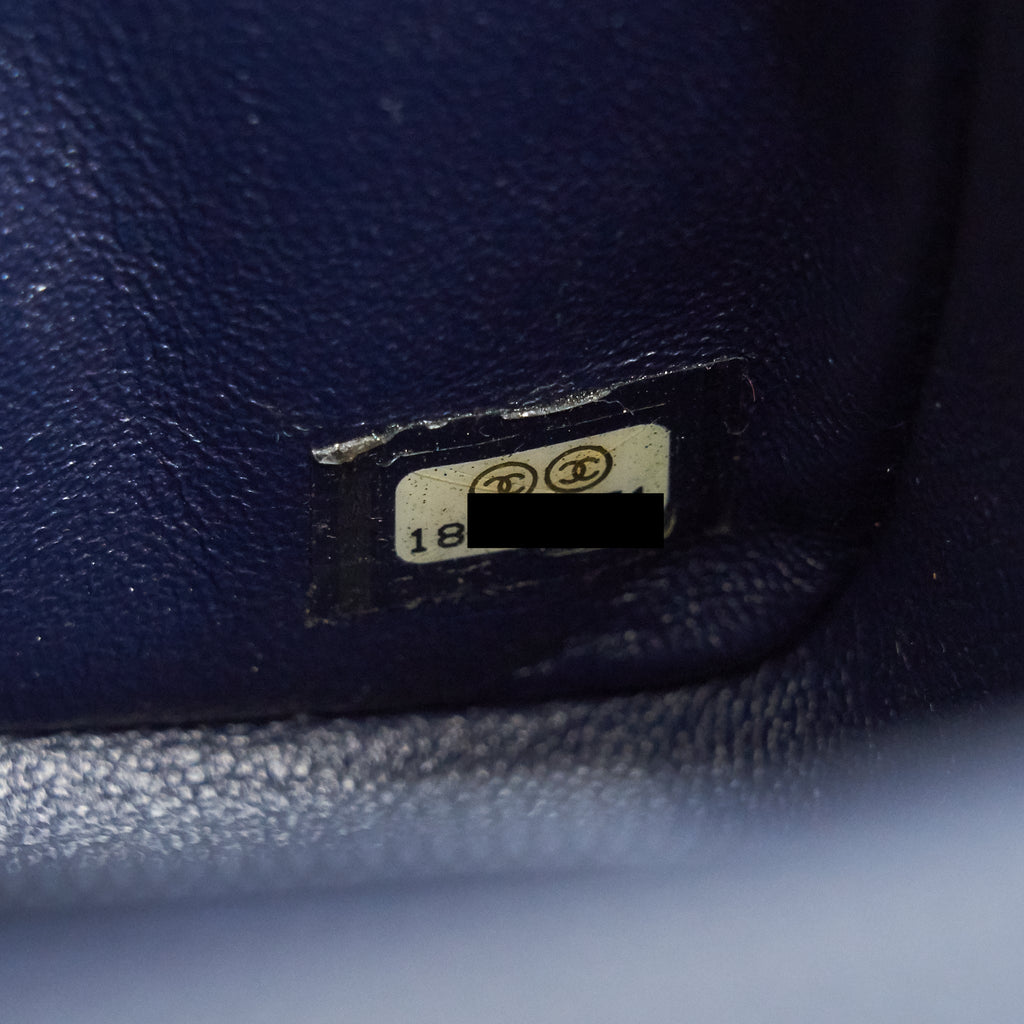 Chanel Mini Square Caviar Navy  serial 18