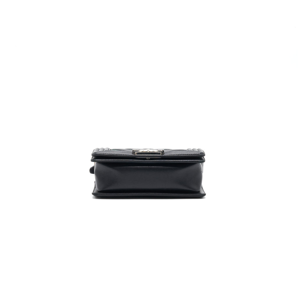 Chanel Small Chevron Le boy Lambskin Black