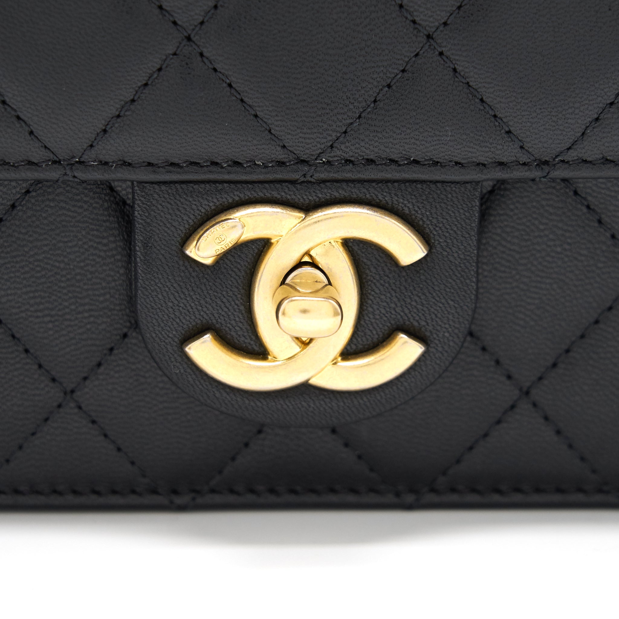 Chanel Pearl Flap Bag Lambskin Black