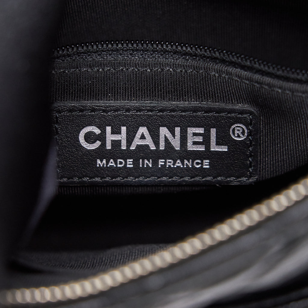 Chanel 18B Calfskin Camera Case Black