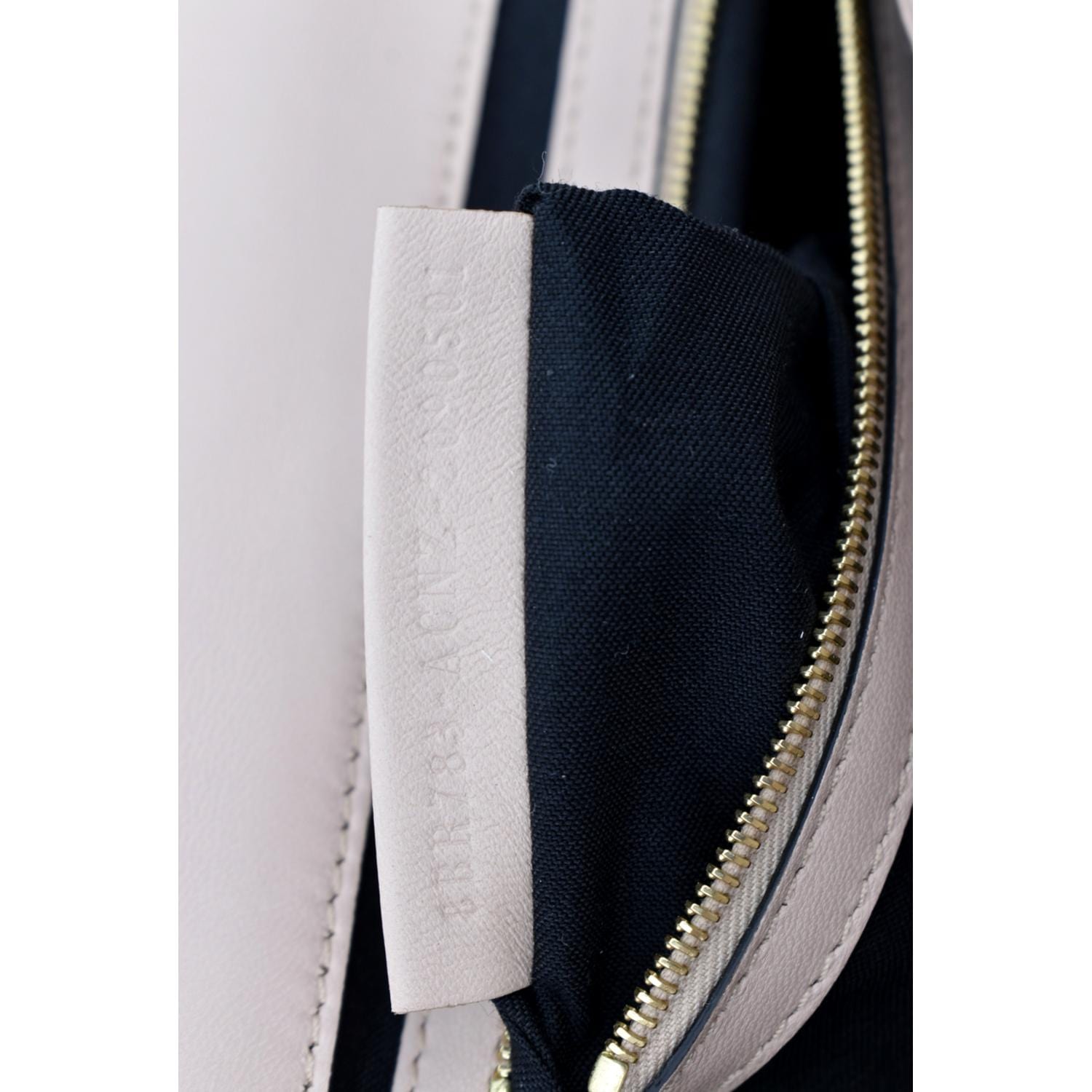 FENDI Baguette Medium Leather Chain Shoulder Bicolor Bag Pink