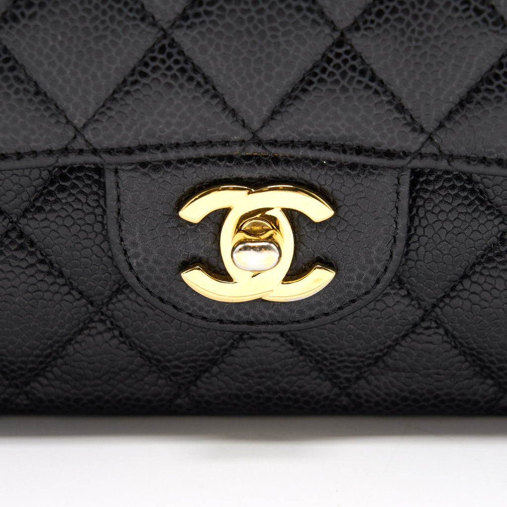 CHANEL MEDIUM CLASSIC DOUBLE FLAP CAVIER Black and gold