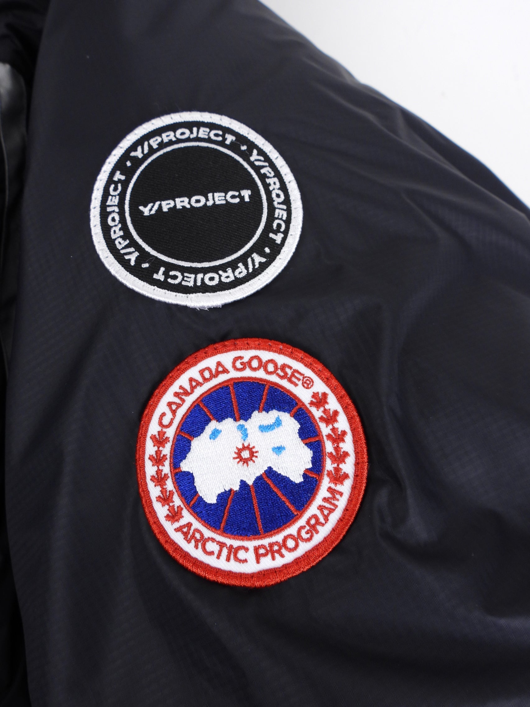 Canada Goose X Y/Project Unisex Black Edition Down Skreslet Puffer - M