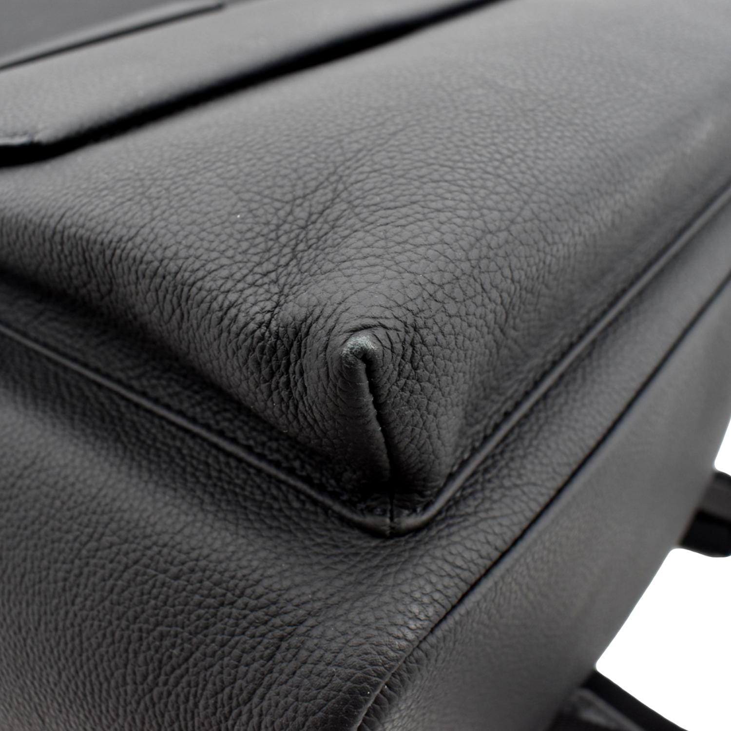 LOUIS VUITTON Takeoff Aerogram Grained Calf Leather Backpack Black