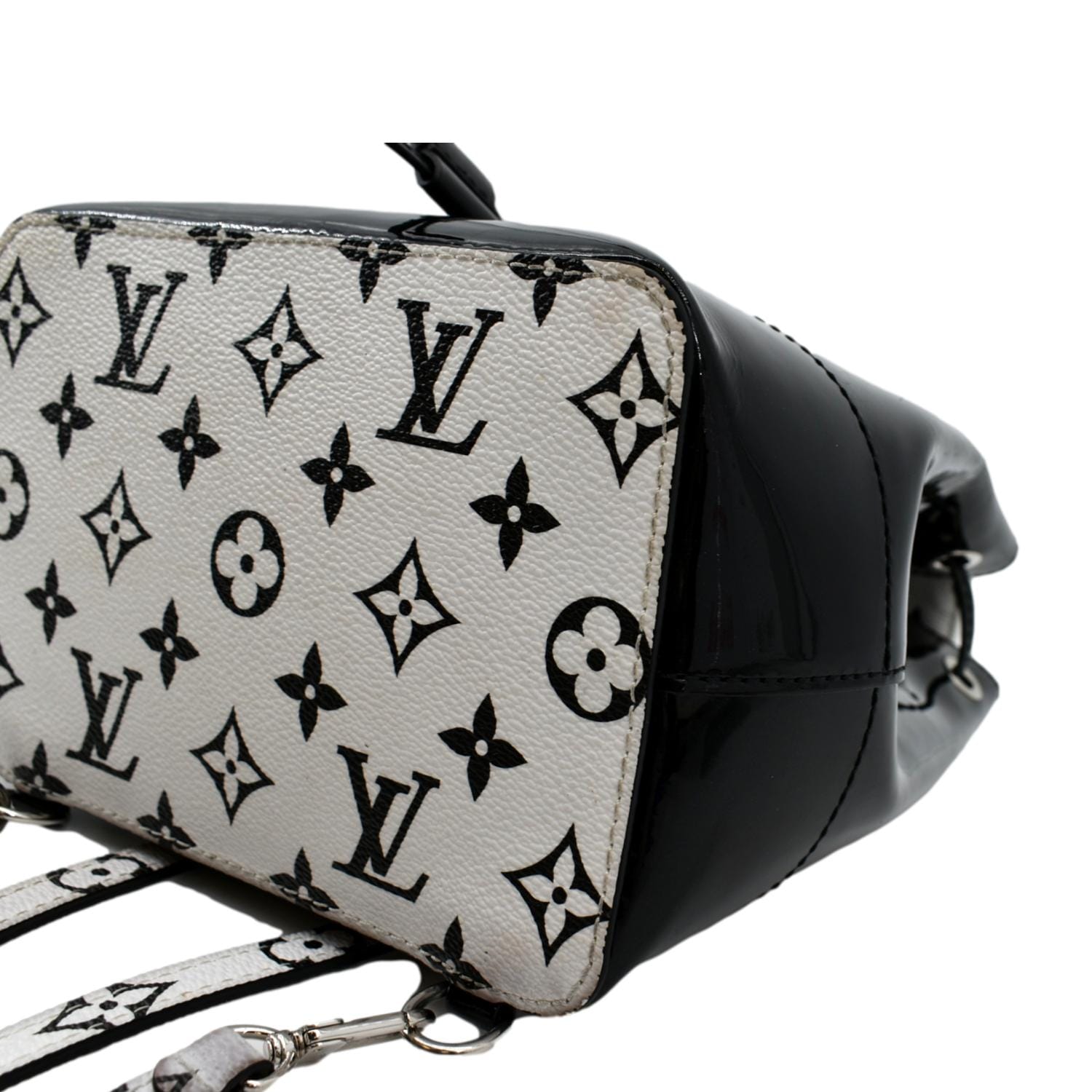LOUIS VUITTON Hot Springs Monogram Vernis Leather Backpack Black/White