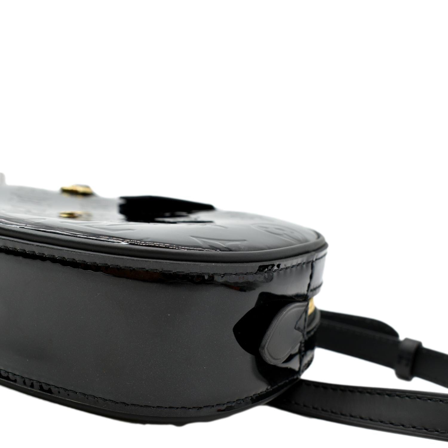 LOUIS VUITTON Monogram Vernis Leather Belt Bag Black