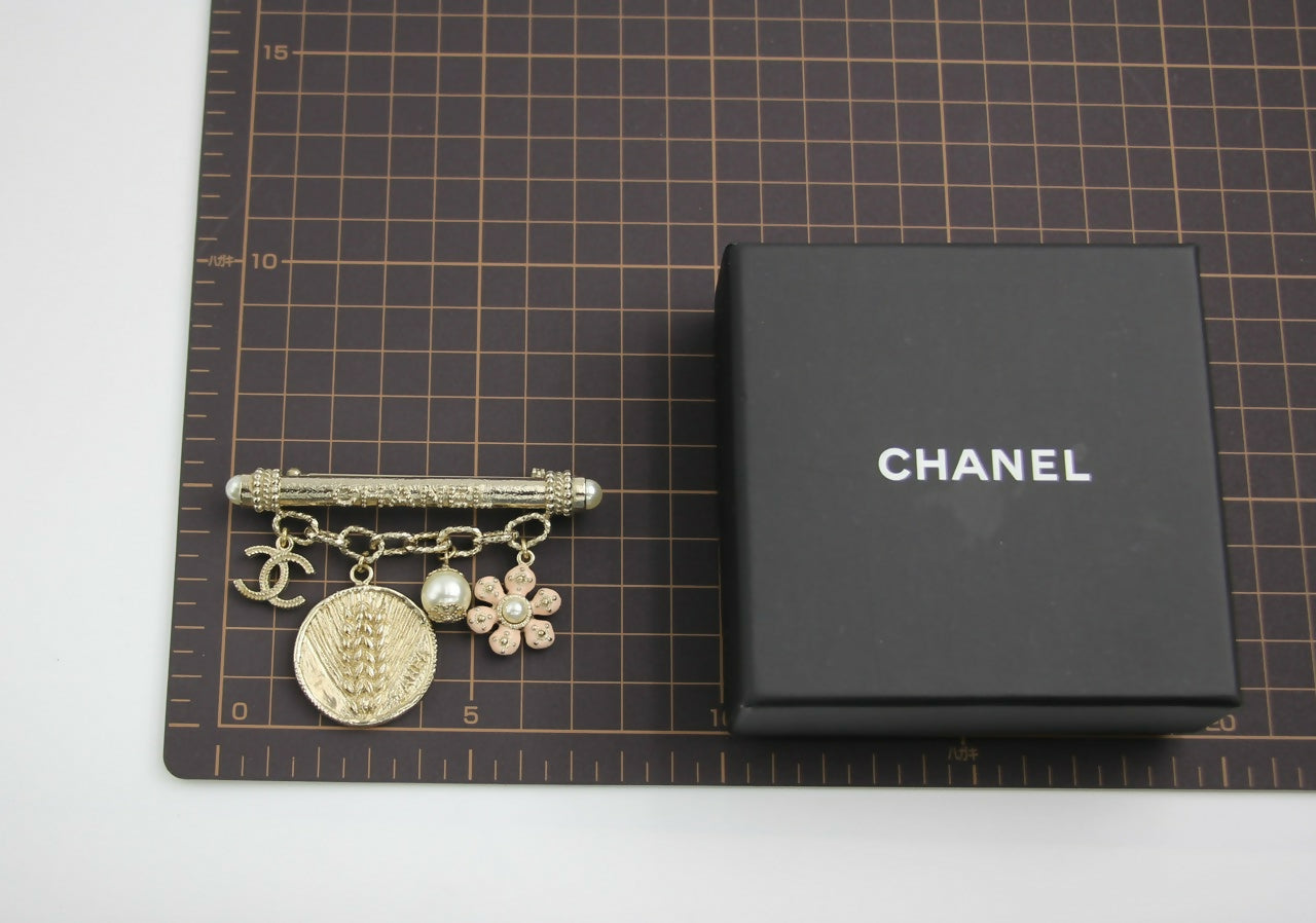 Chanel B18C Metal Wheat Ear Coin Flower Chain Brooch
