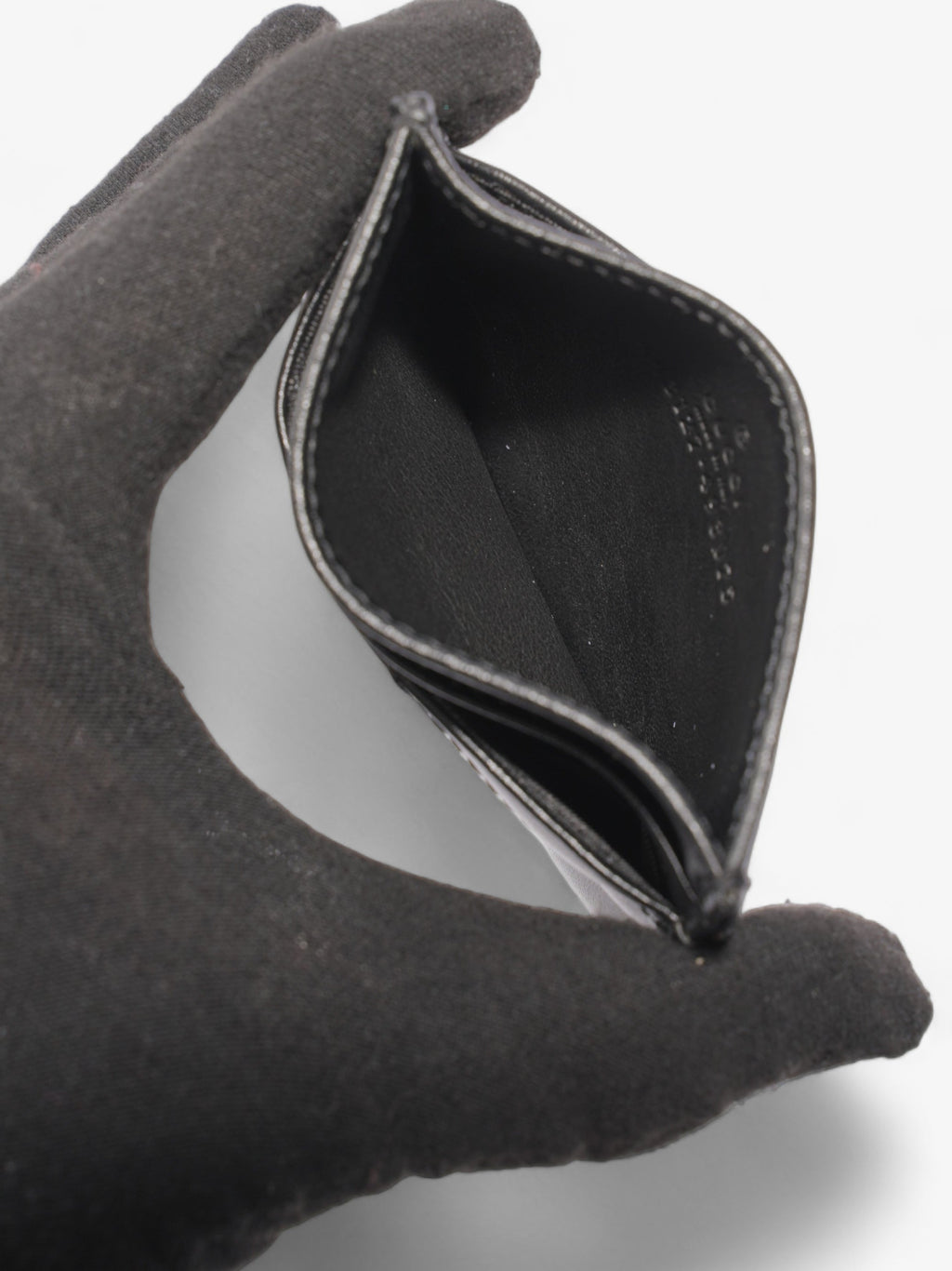Gucci GG Marmont  Holder Black Matelasse Leather