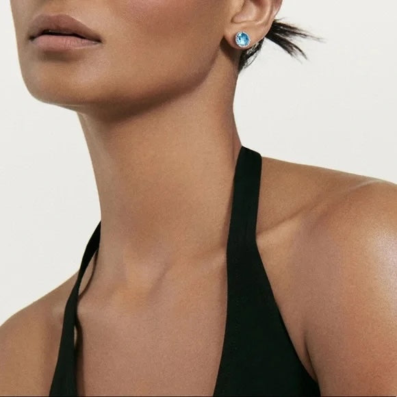 DY STERLING SILVER BLUE TOPAZ PETITE CHÂTELAINE® STUD EARRINGS