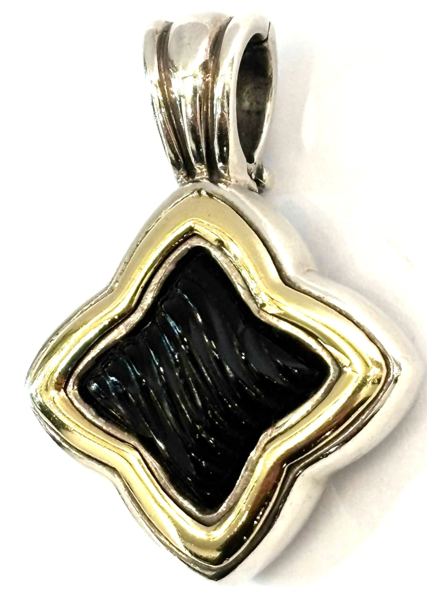 DY STERLING SILVER 18K GOLD ONYX QUATERFOIL ENHANCER CHARM PENDANT
