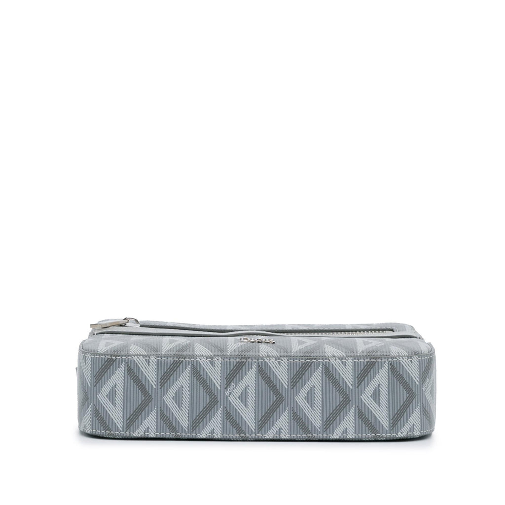 Dior CD Diamond Safari Bag with Strap (SHG-R2vThP)
