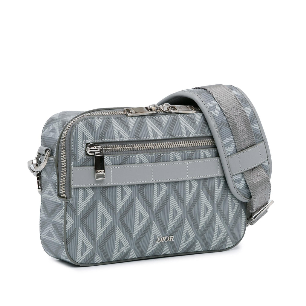 Dior CD Diamond Safari Bag with Strap (SHG-R2vThP)