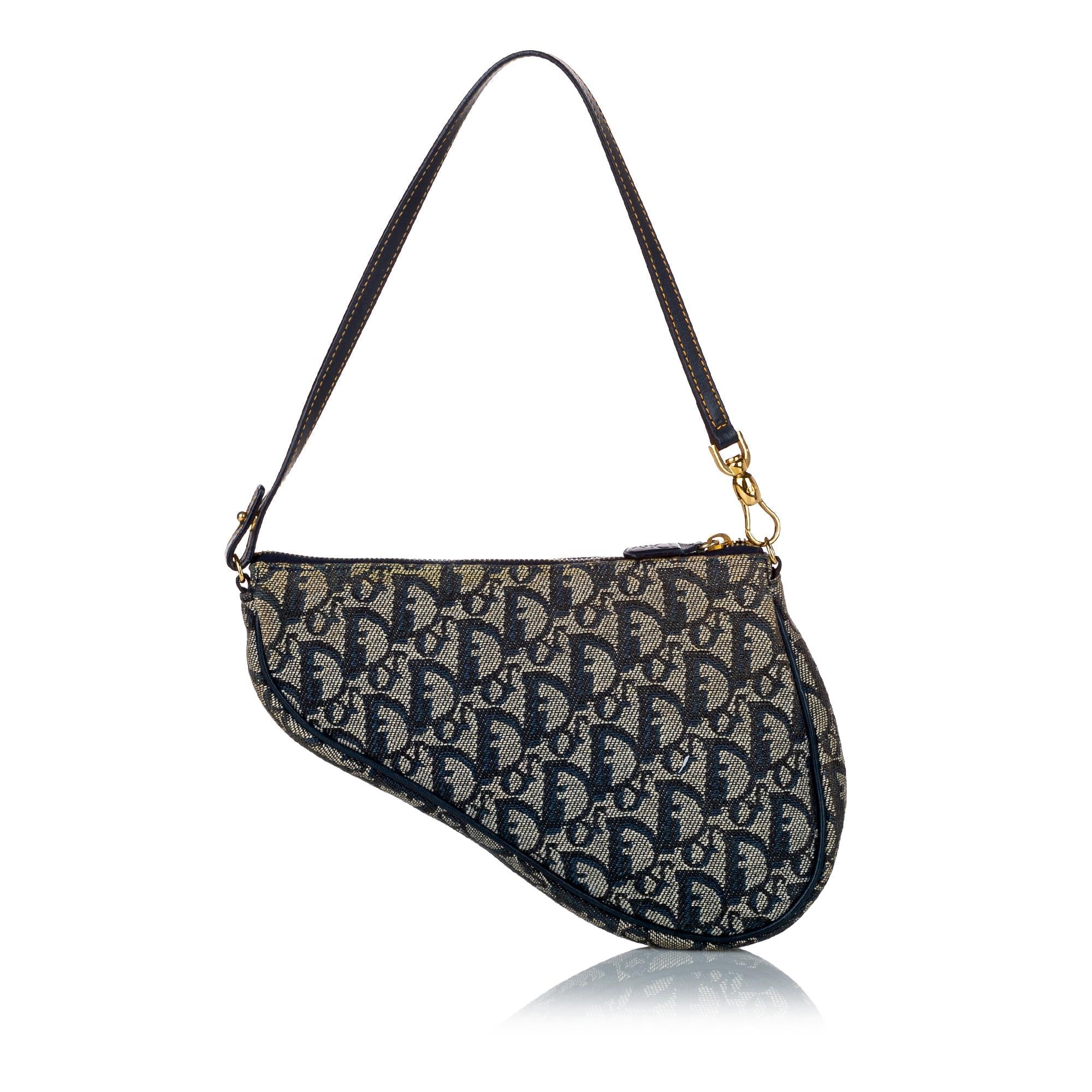 Dior Dior Oblique Canvas Saddle (SHG-28978)