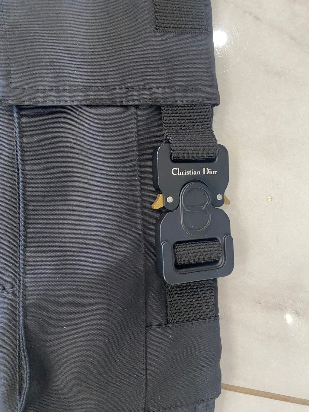 DIOR HOMME BUCKLE 1 POCKET TECH CARGO PANTS