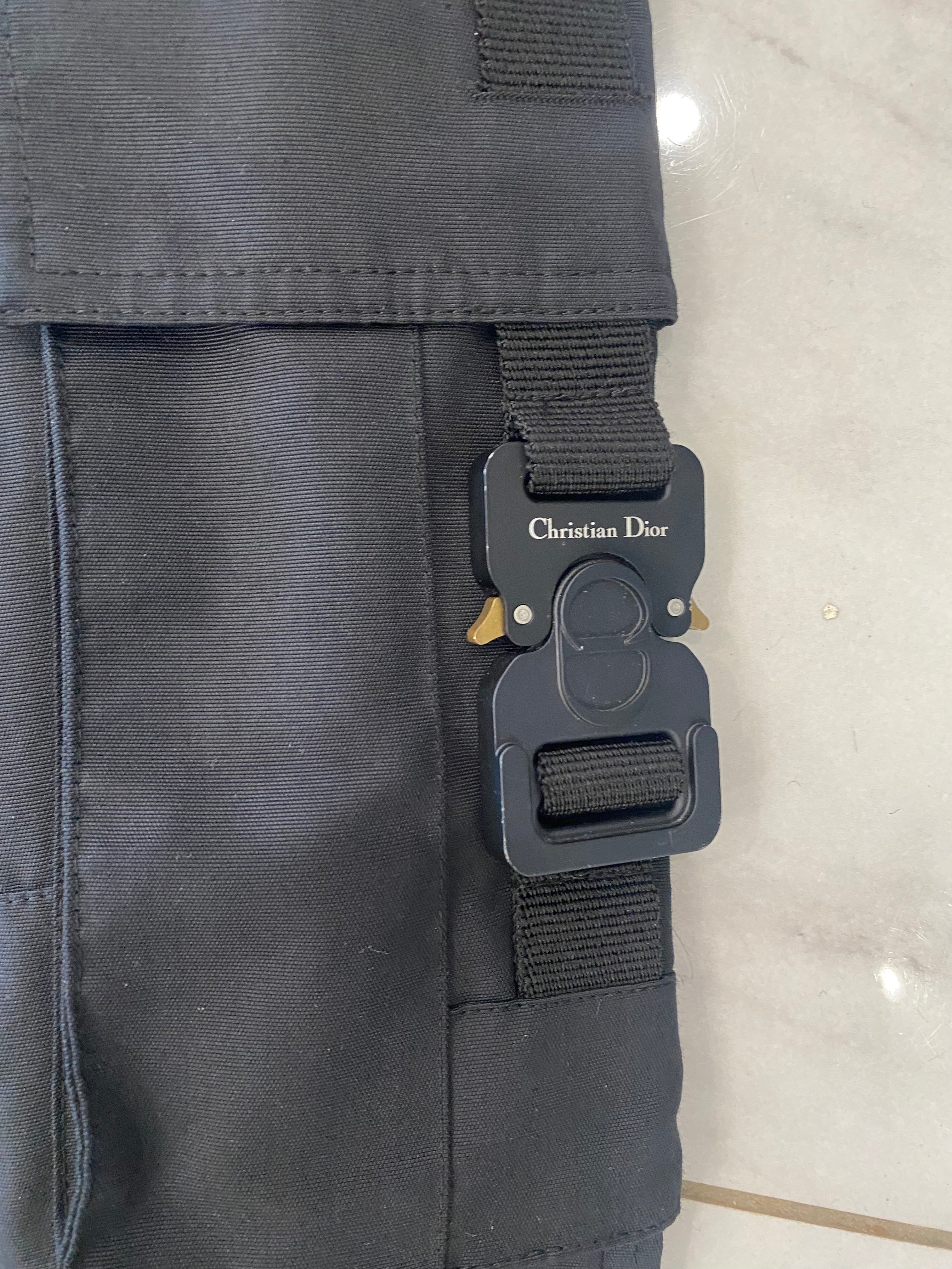 DIOR HOMME BUCKLE 1 POCKET TECH CARGO PANTS