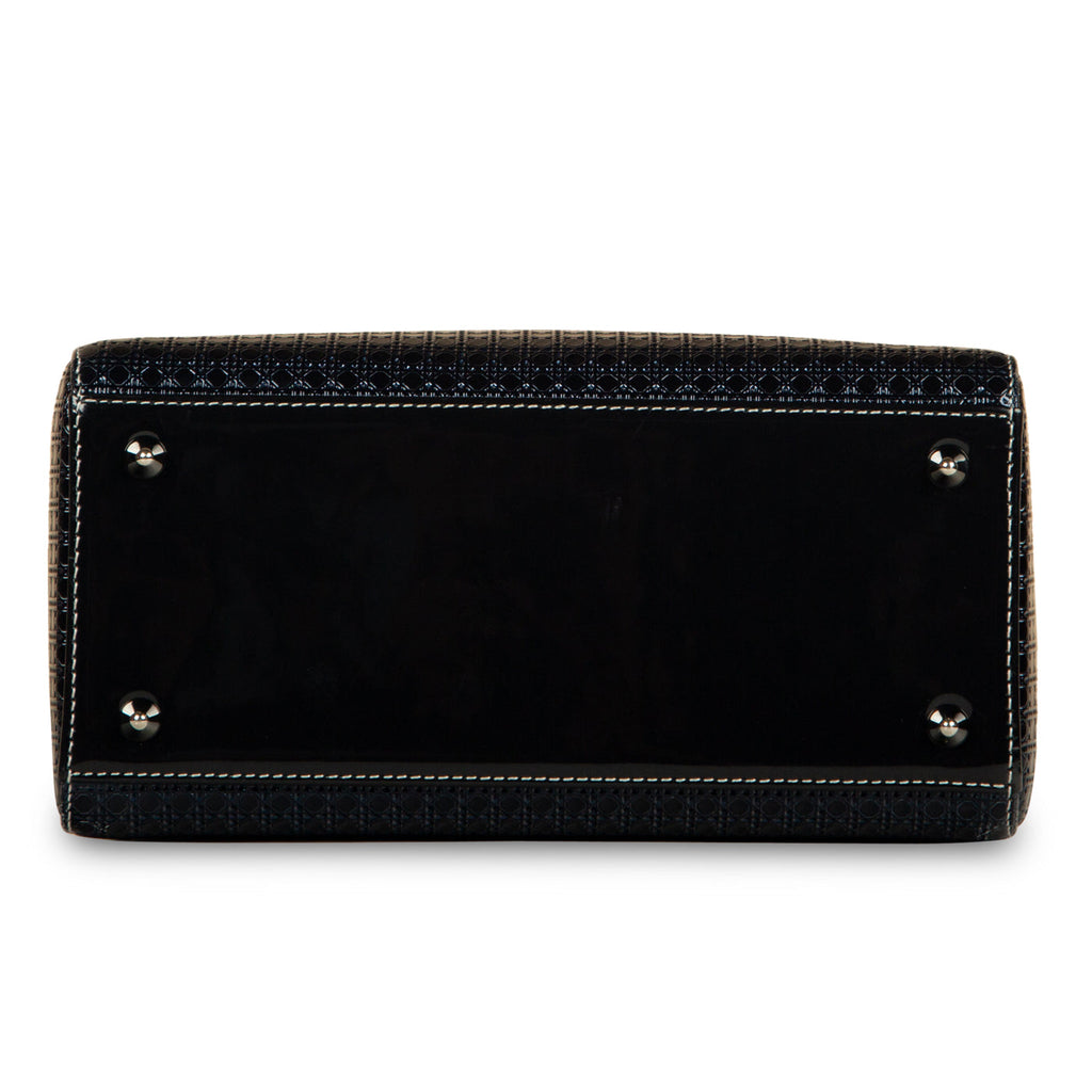 Christian Dior Lady Dior - Medium - Perforated