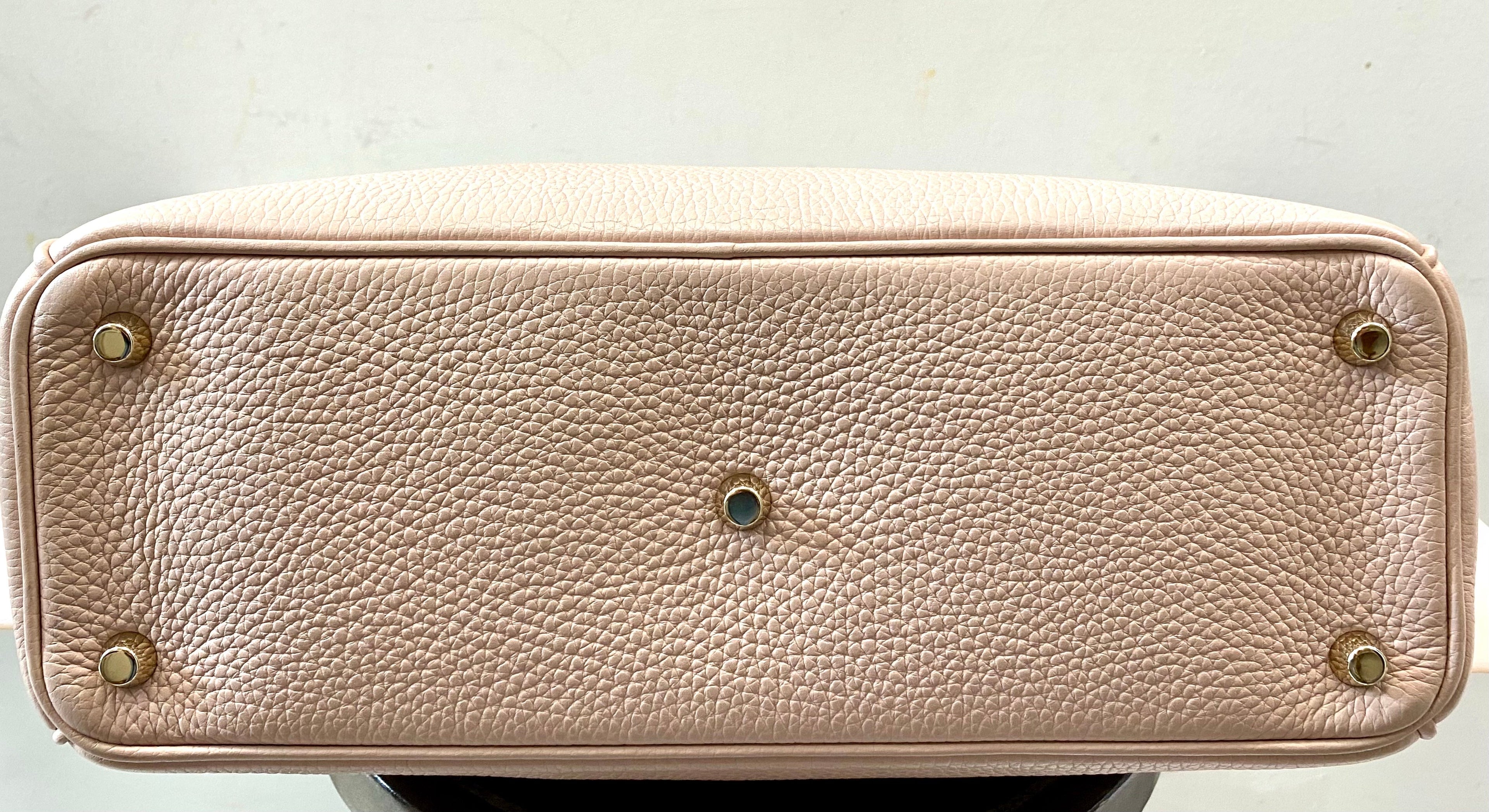 DIOR GRAINED LEATHER MEDIUM DIORISSIMO TOTE BAG IN BLUSH PINK