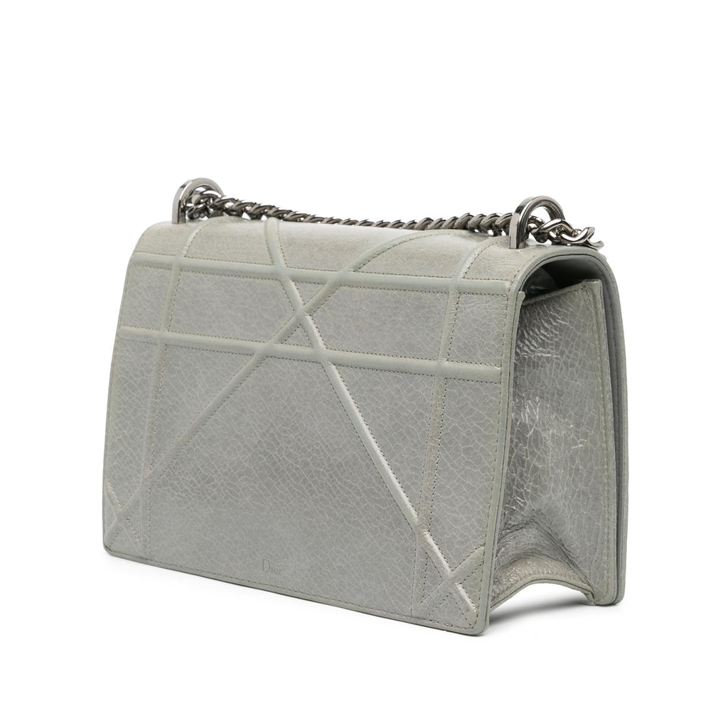 Dior Medium Crackled Deerskin Diorama Flap (SHG-EIyaB5)