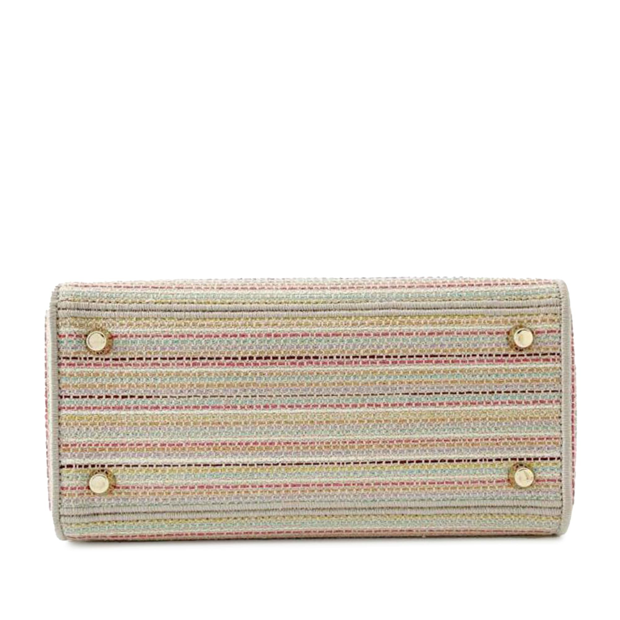 Dior Medium Embroidered Canvas Lady D-Lite (SHG-fmX9eY)