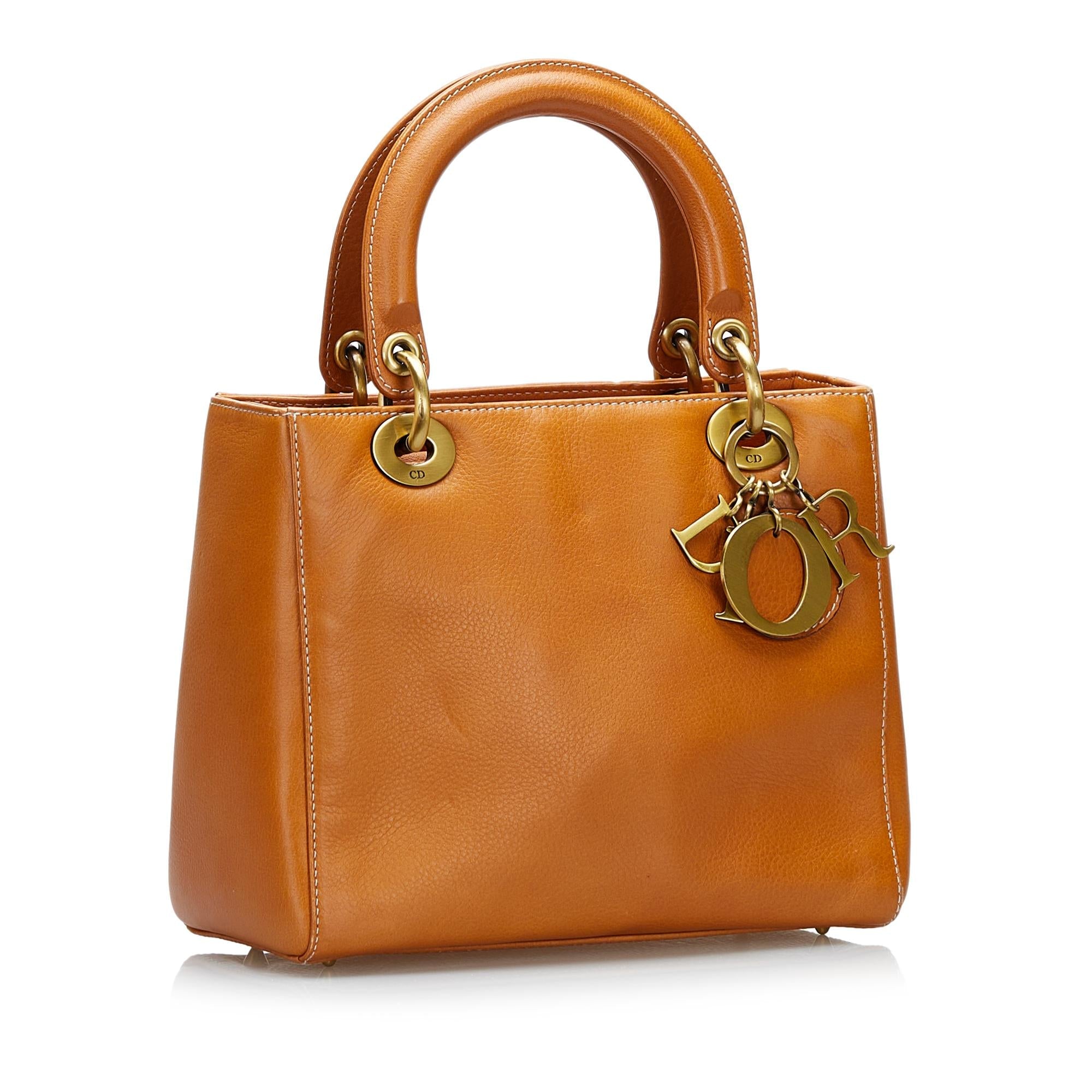 Dior Vintage Medium Lady Dior (SHG-GYUsh9)