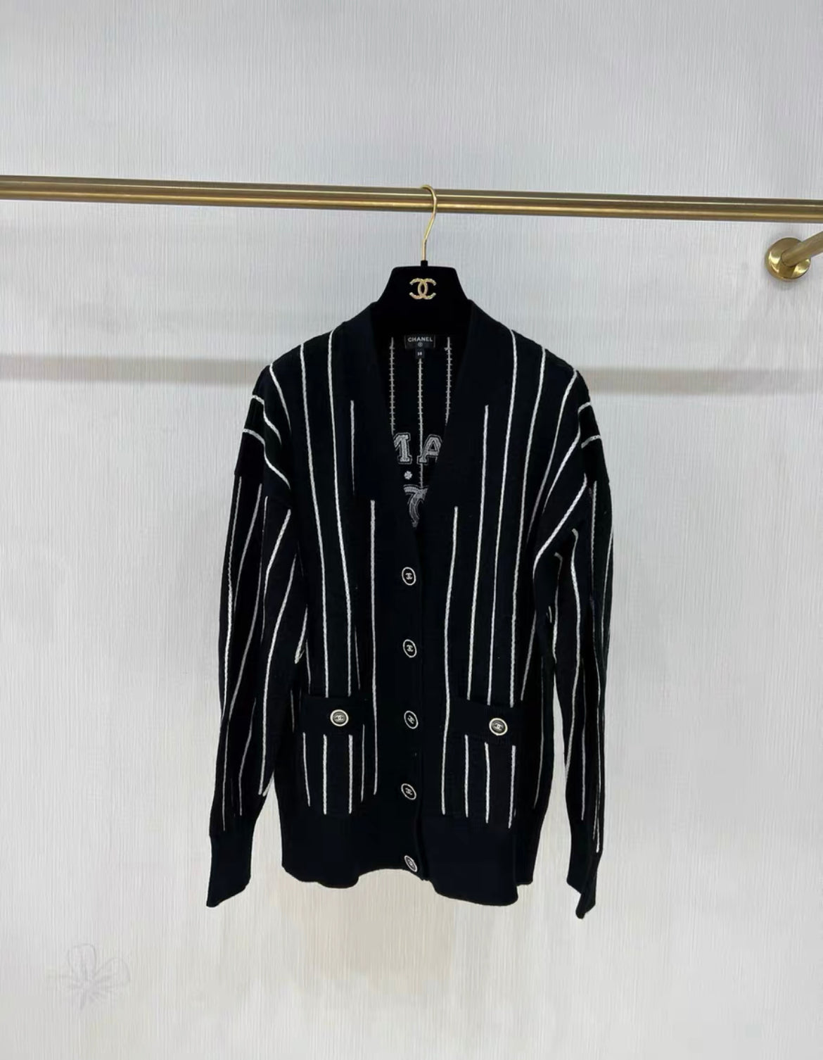 CHANEL 23P LOGO CASHMERE IGAN