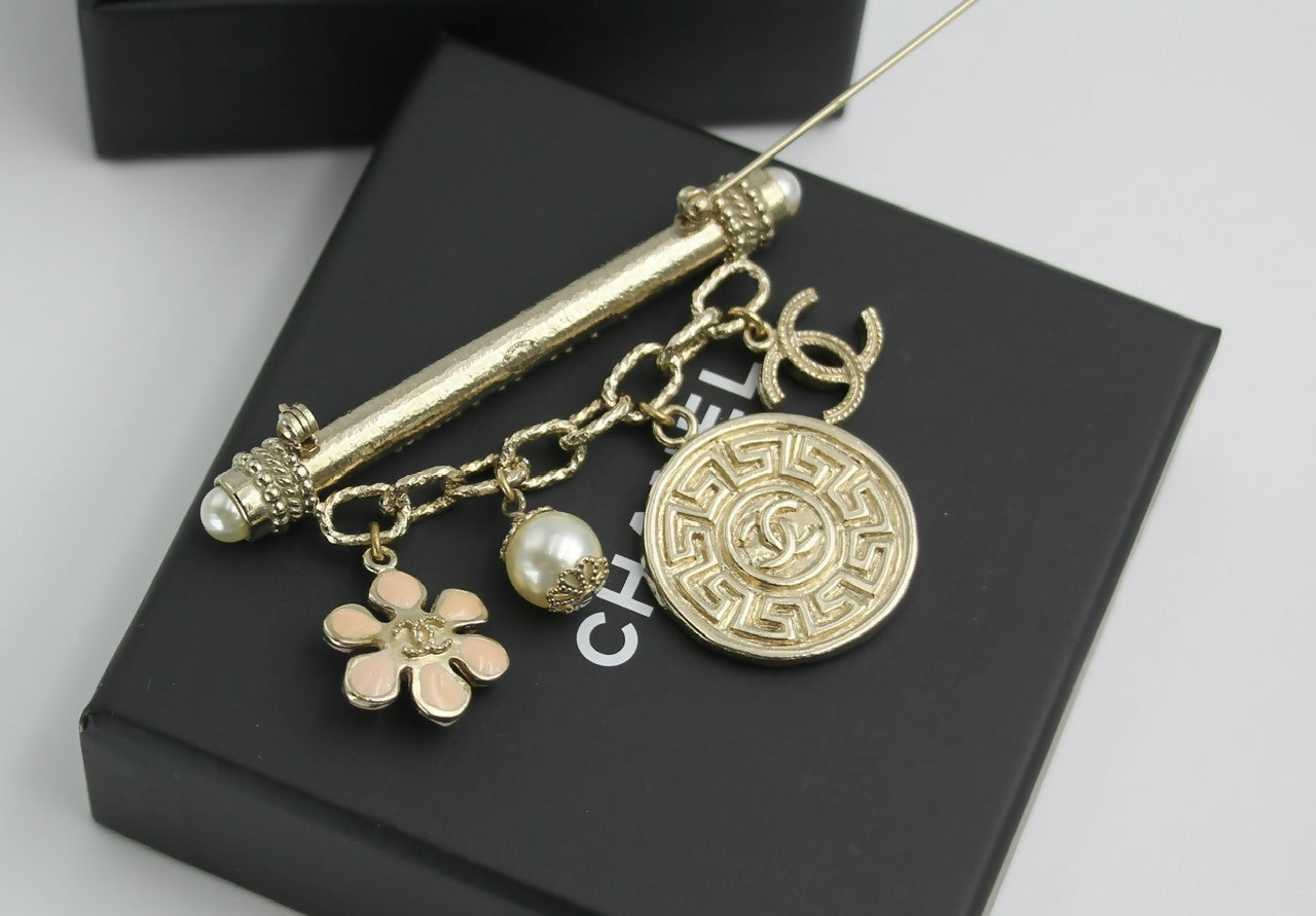 Chanel B18C Metal Wheat Ear Coin Flower Chain Brooch