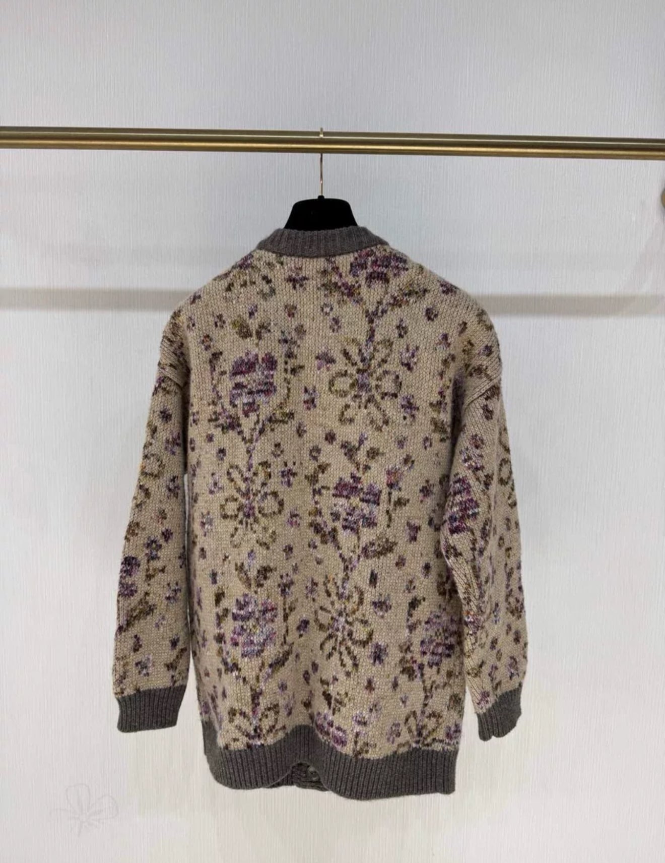 Chanel 22k floral knit igan