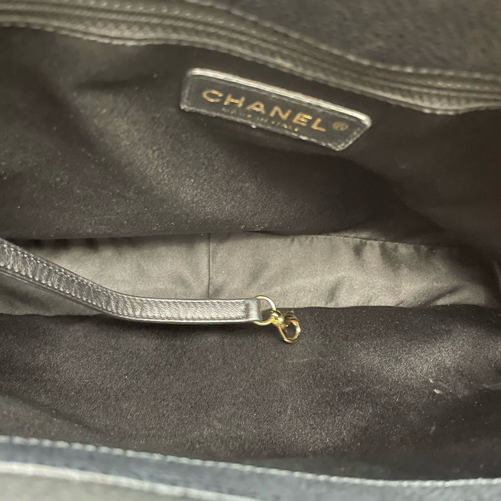 Chanel Medium Grand Shopping Tote Black GST Bag in caviar Leather with Gold Hardware from 2013
