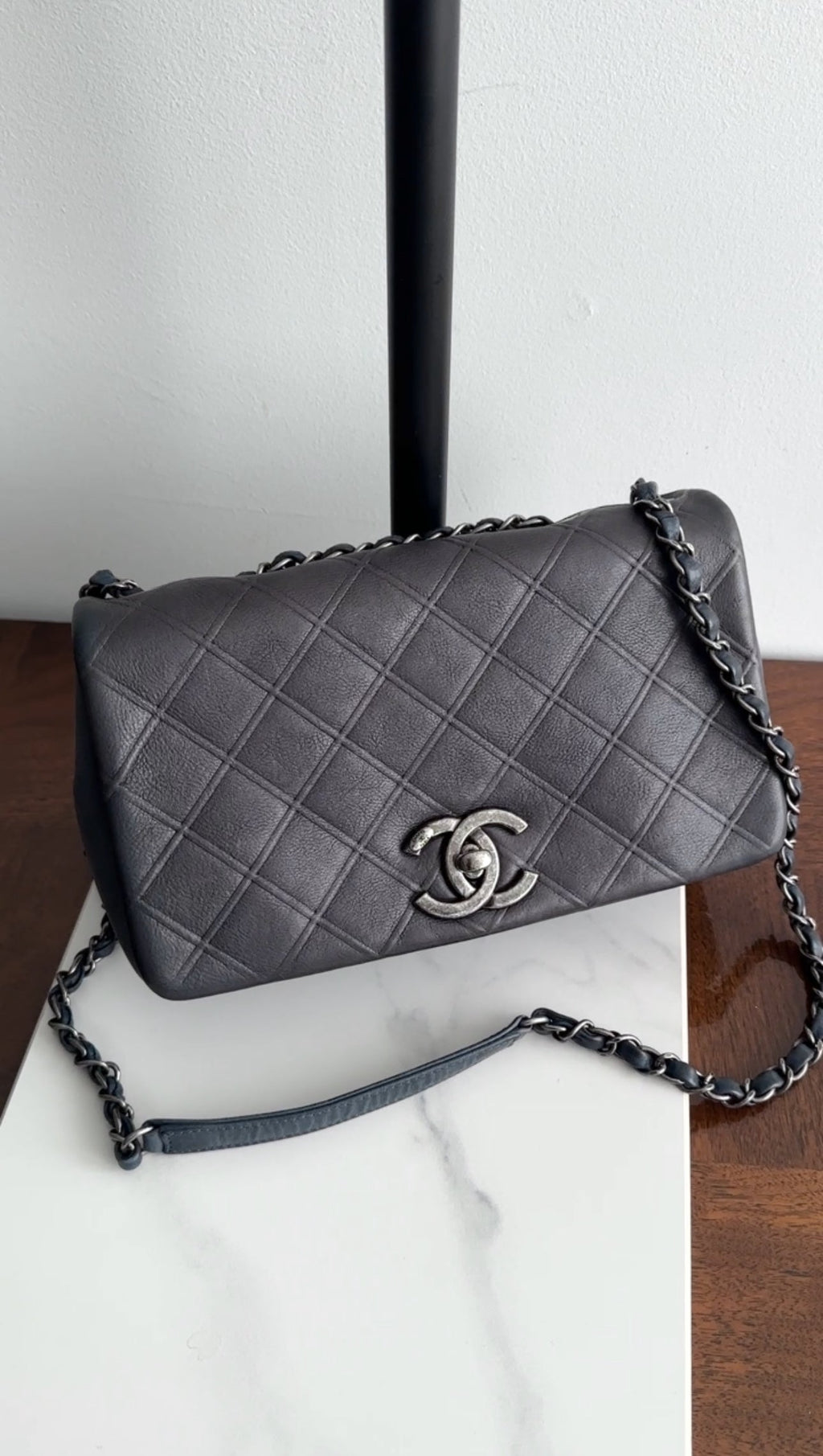 Chanel 2013-14 Paris-Edinburgh New Chic Medium Flap Bag