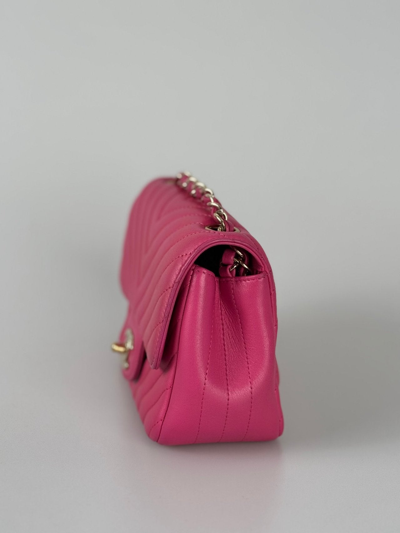 Chanel Pre-Owned Mini Square Classic Chevron Flap Bag