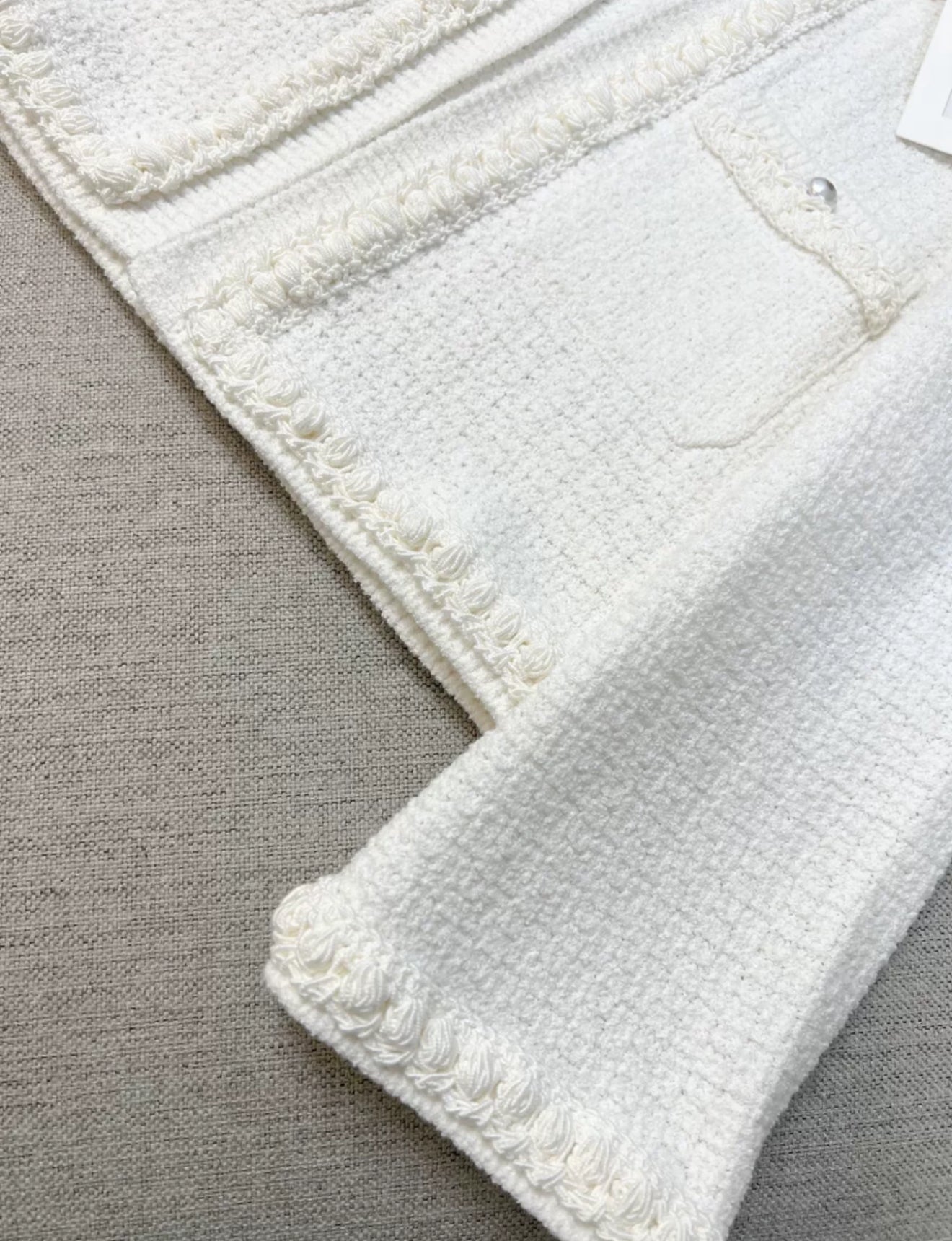 Chanel 25P white tweed Jacket