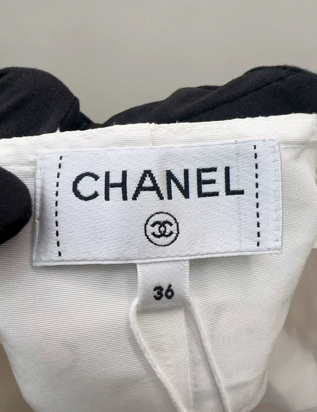 Chanel 25C TOP Printed Silk Faille Ecru & Multicolor
