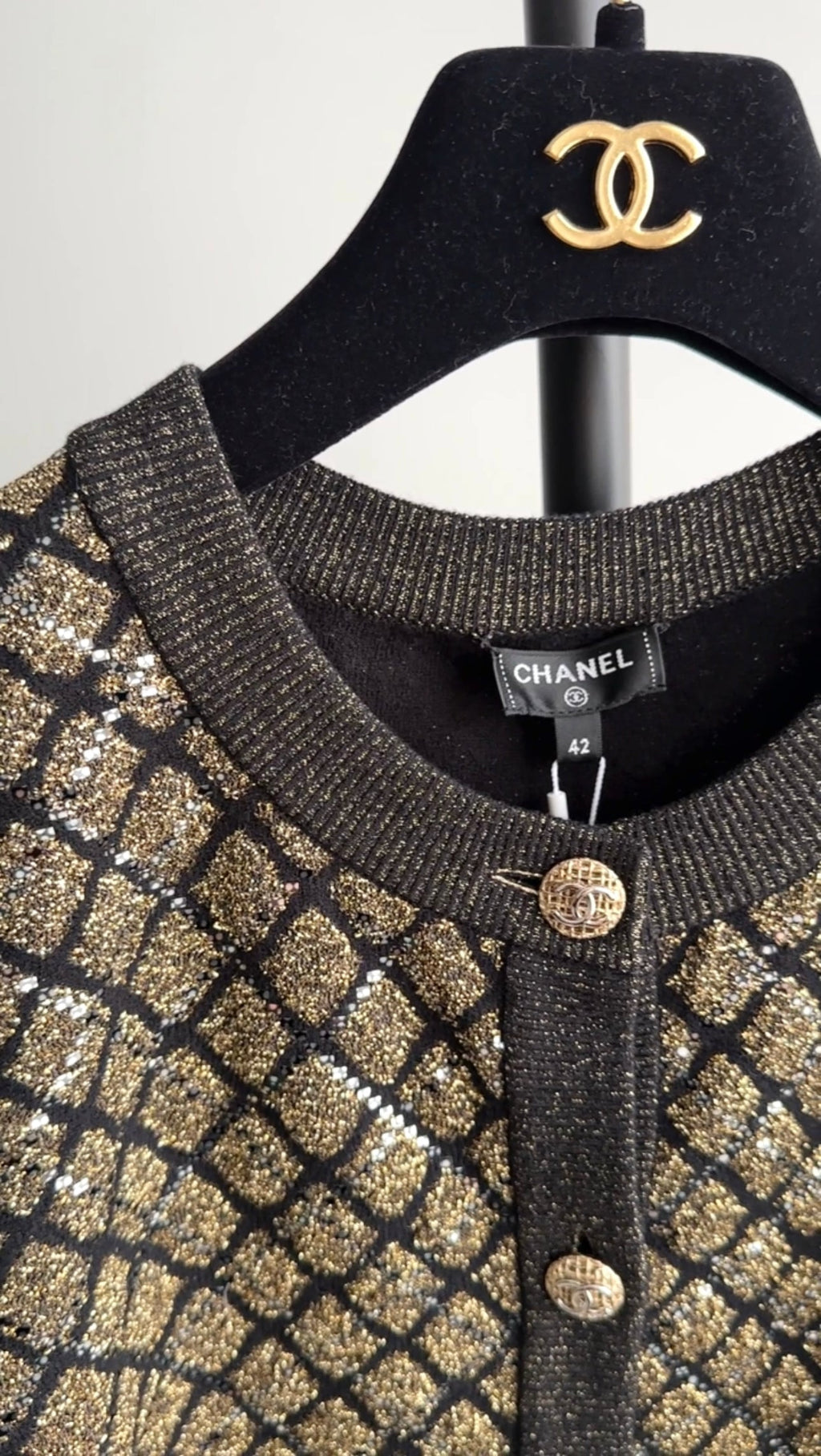 Chanel 20A Black and gold Shimmer Knit igan Sweater - S / M