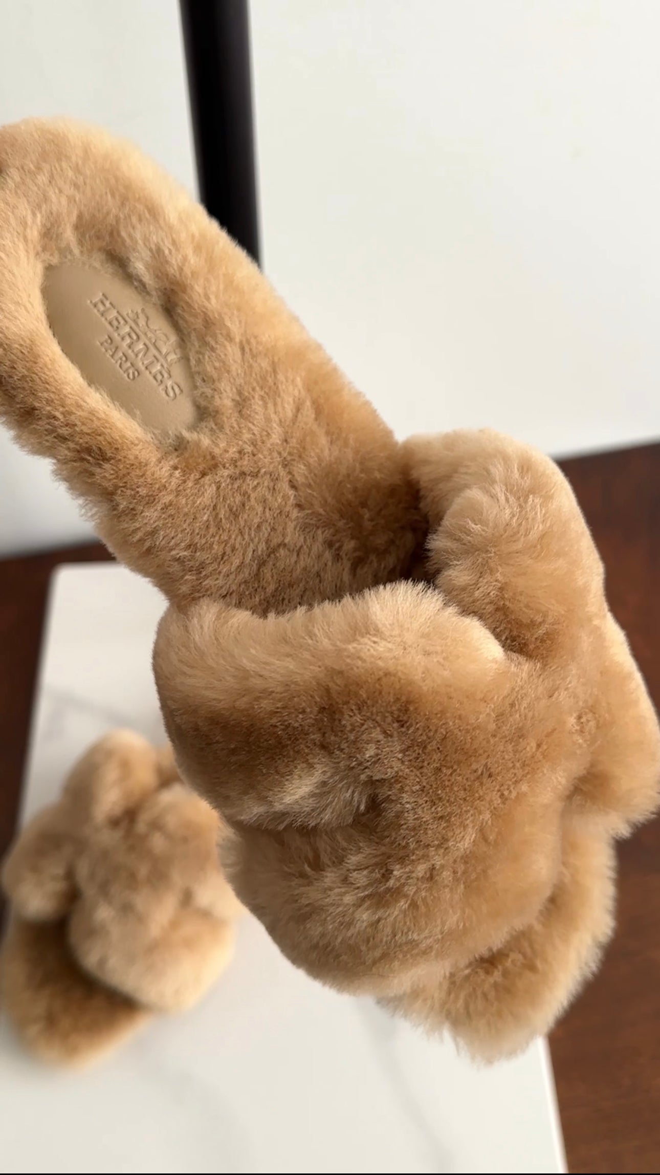 Hermes Beige Argile Shearling Oran Sandals - 37