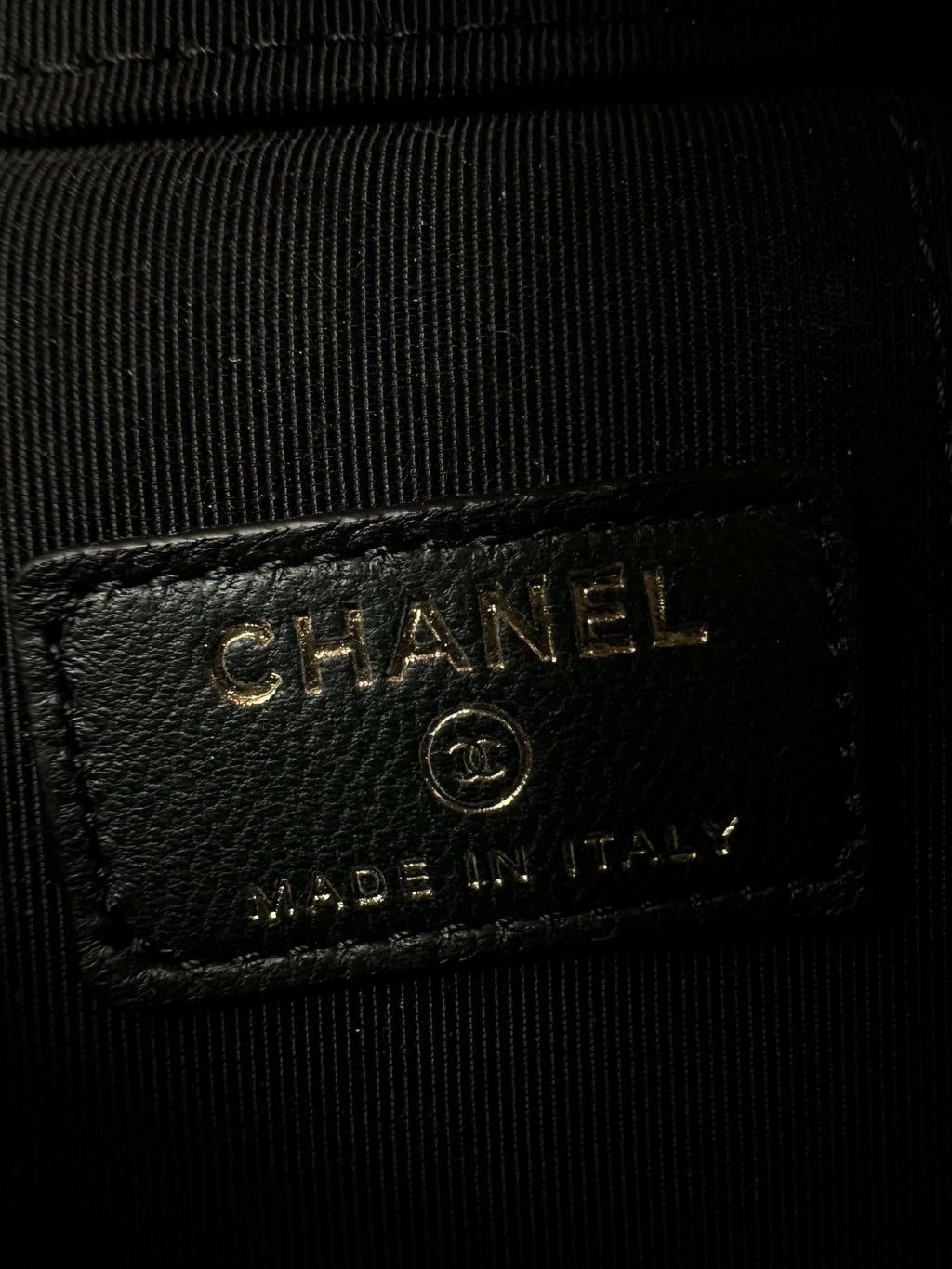 Chanel (21) Mini Vanity Case