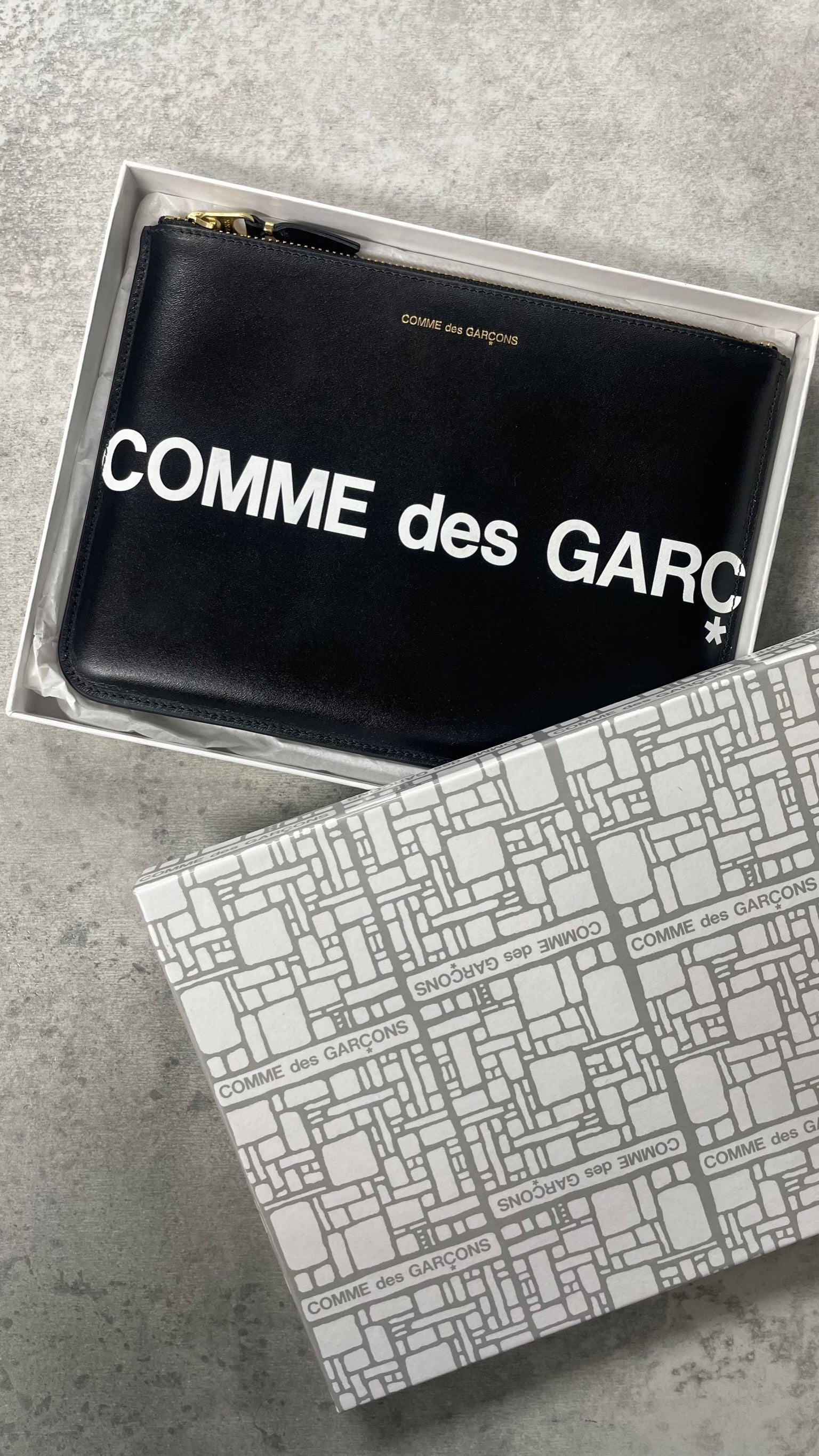 Comme Des Garcons 'Huge Logo' Pouch