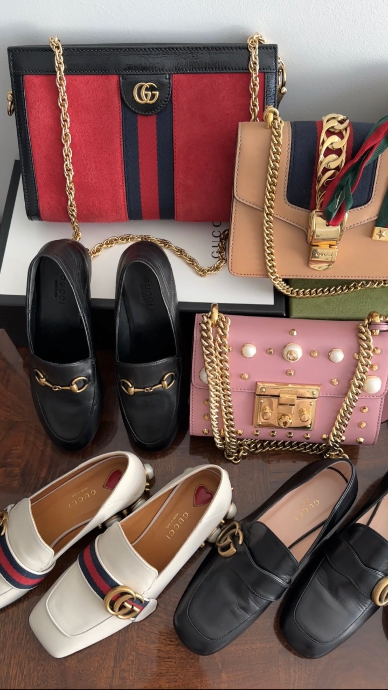 Gucci Small Quartz Pink Pearly Padlock Chain Bag