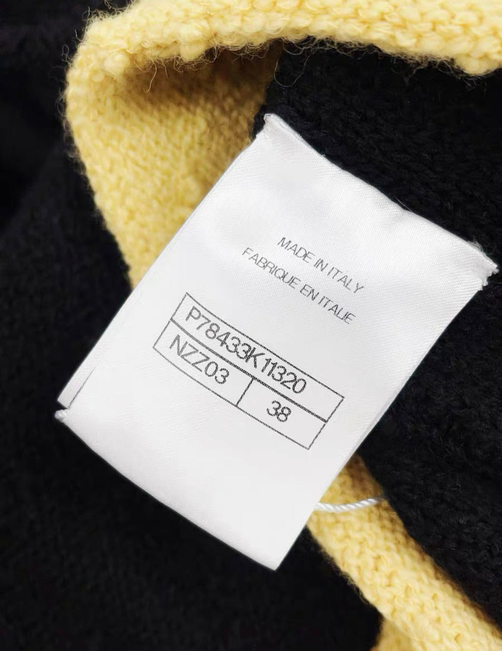 Chanel 24k igan in Wool Black & Light Yellow size 38