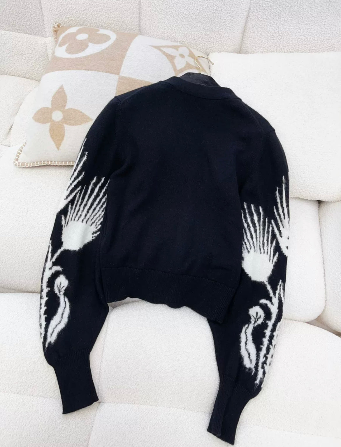 CHANEL 21A CASHMERE/ SILK igan size 38