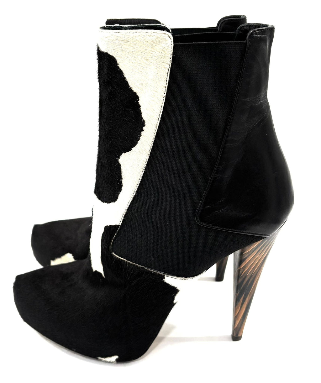 FENDI COW PRINT PONY HAIR STYLE LEATHER ANKLE BOOTS