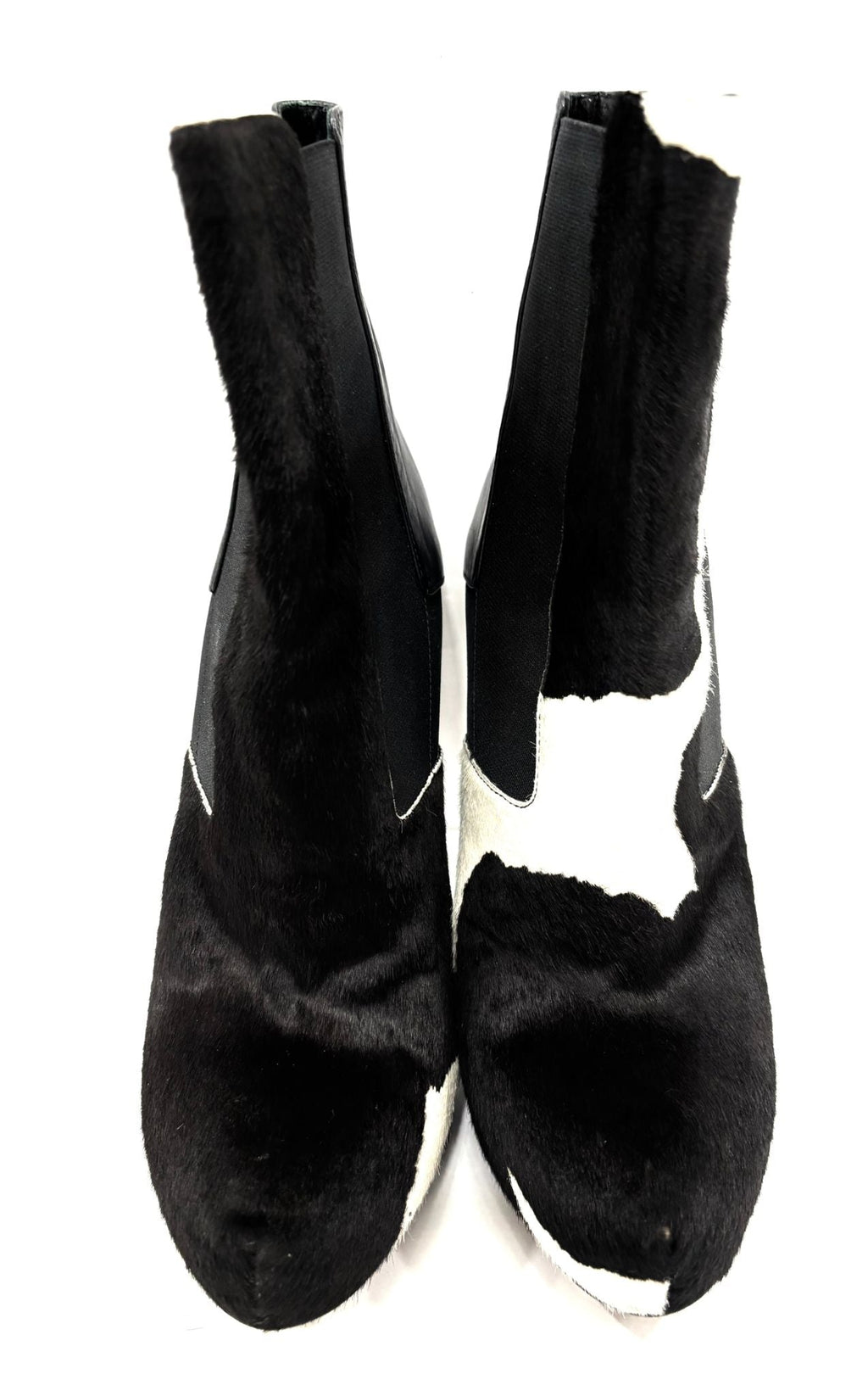 FENDI COW PRINT PONY HAIR STYLE LEATHER ANKLE BOOTS