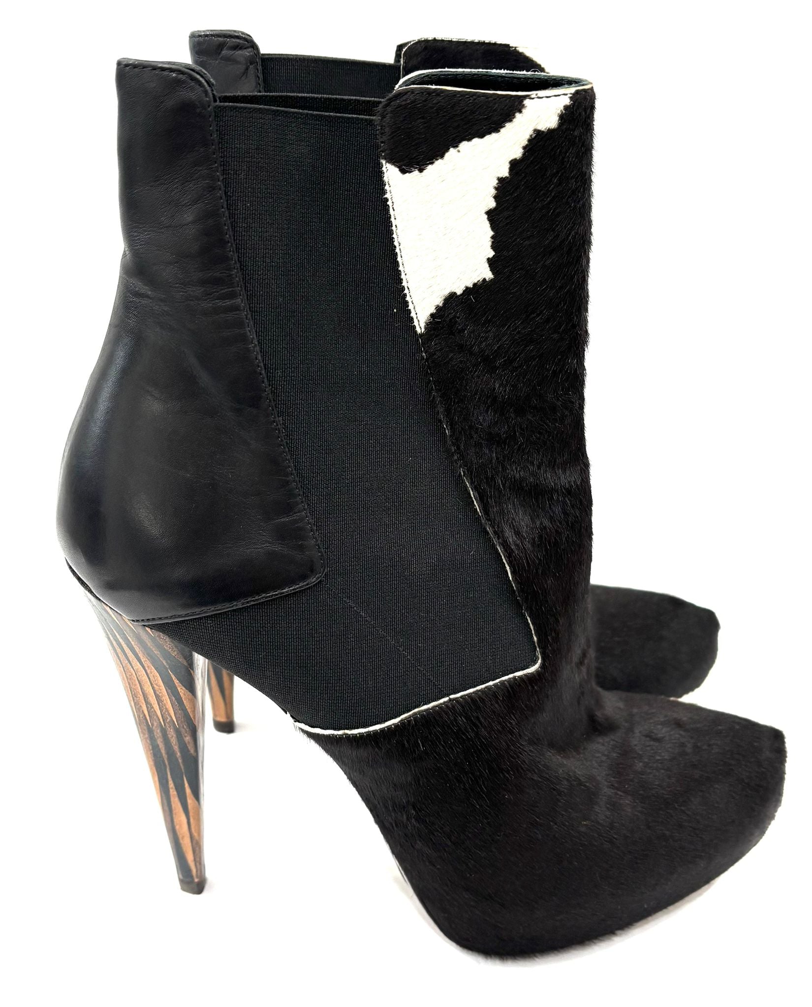 FENDI COW PRINT PONY HAIR STYLE LEATHER ANKLE BOOTS