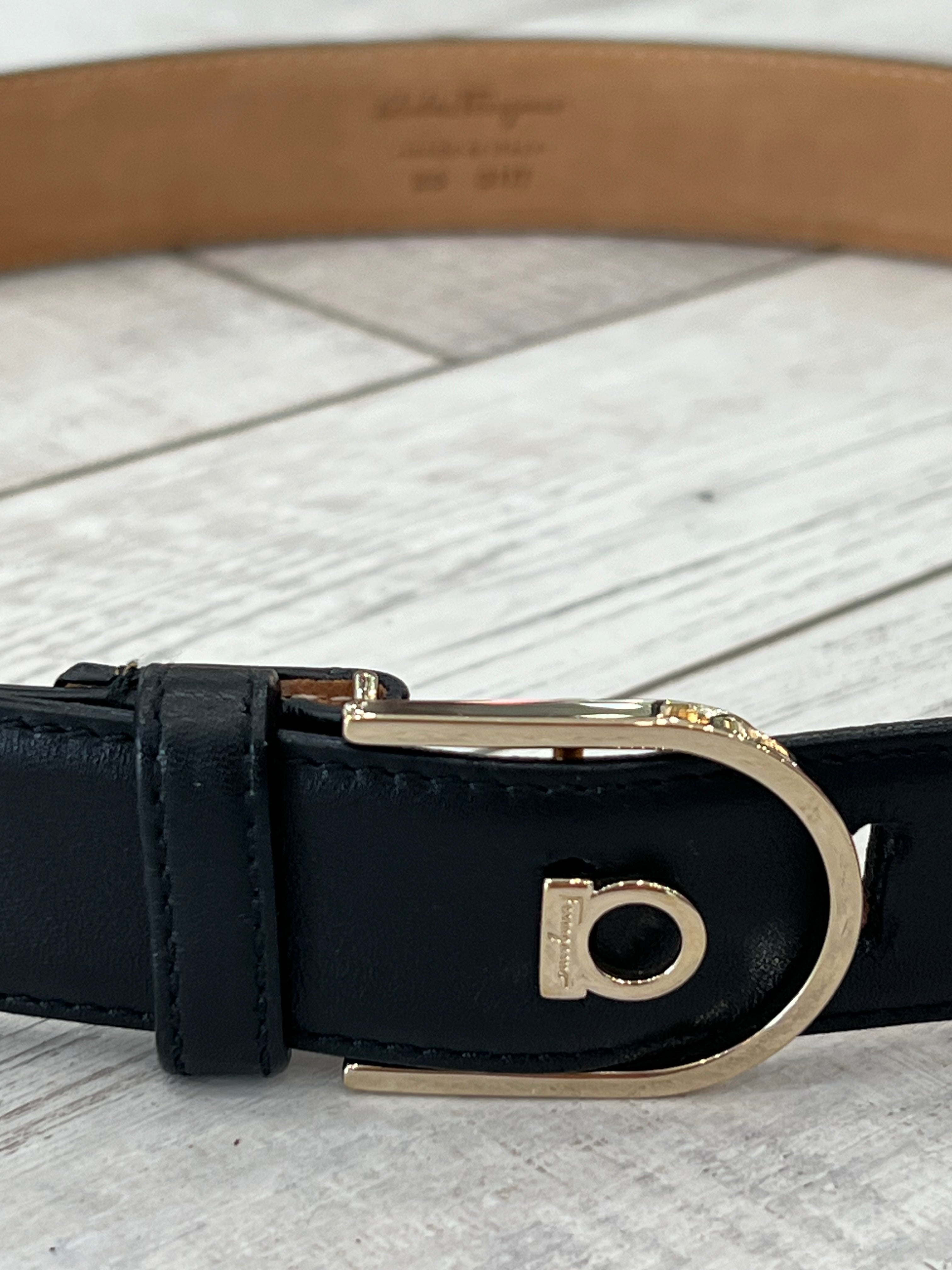 SALVATORE FERRAGAMO GANCINI CALFSKIN LEATHER BELT