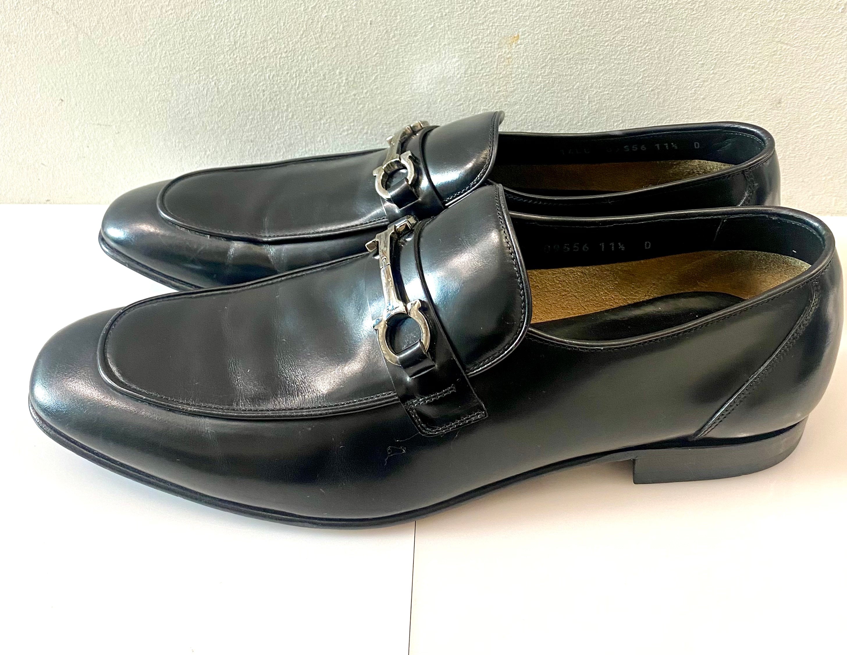 SALVATORE FERRAGAMO PAVIA GANCINI LEATHER LOAFERS