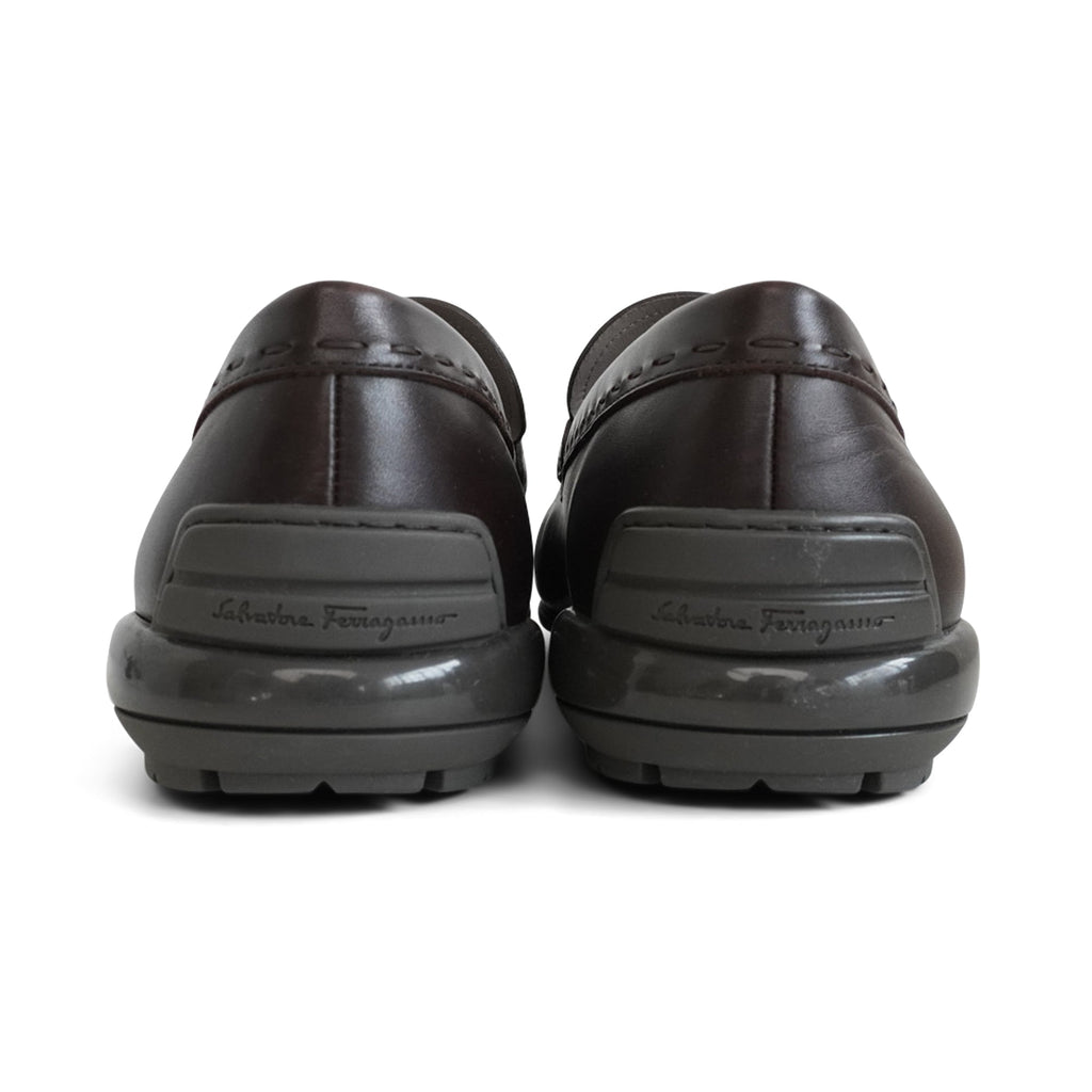 Salvatore Ferragamo 'Gancini' Loafers - Men's 10