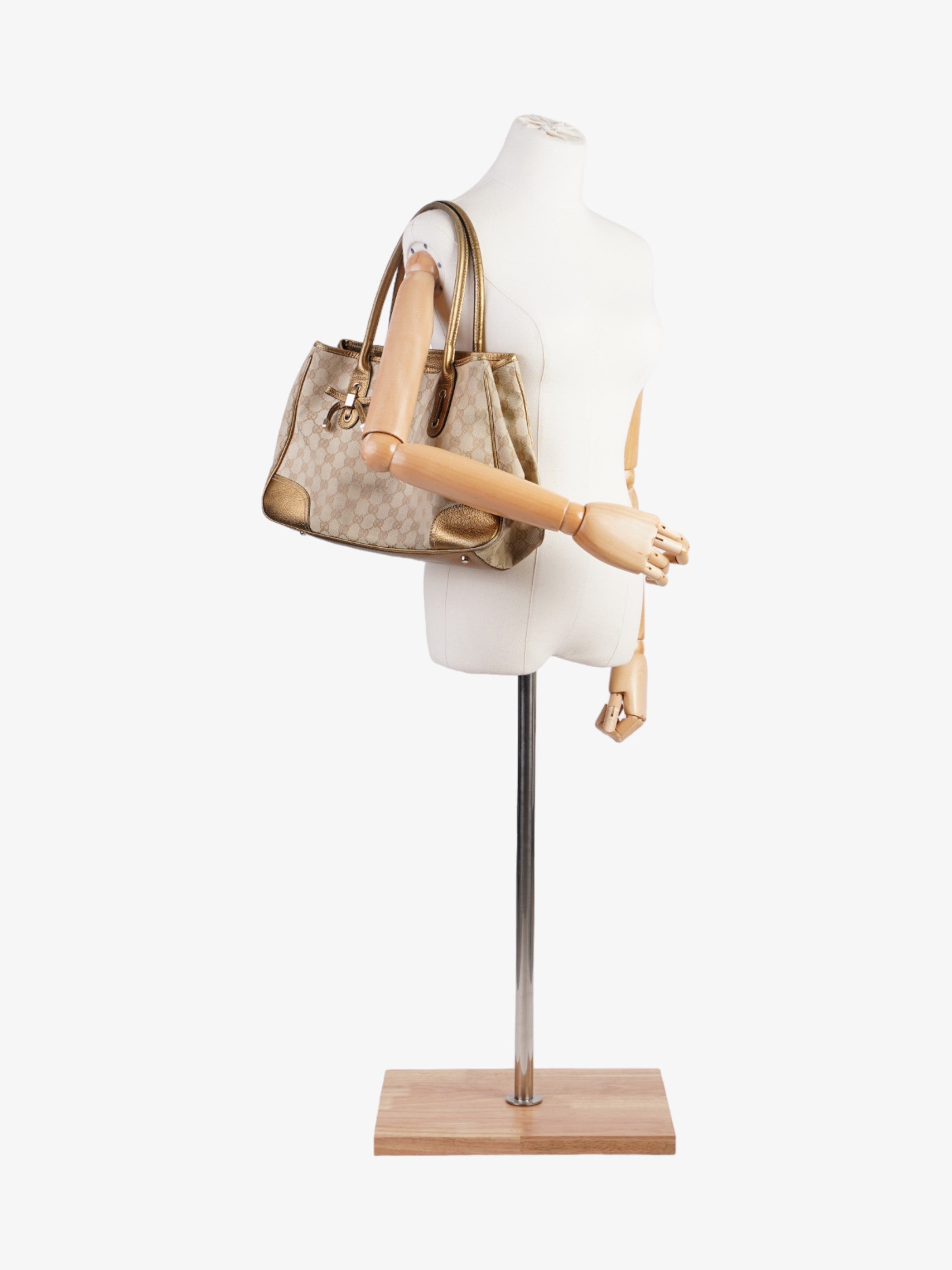 Gucci Princy Tote Beige And Ebony GG Supreme / Gold Canvas Medium