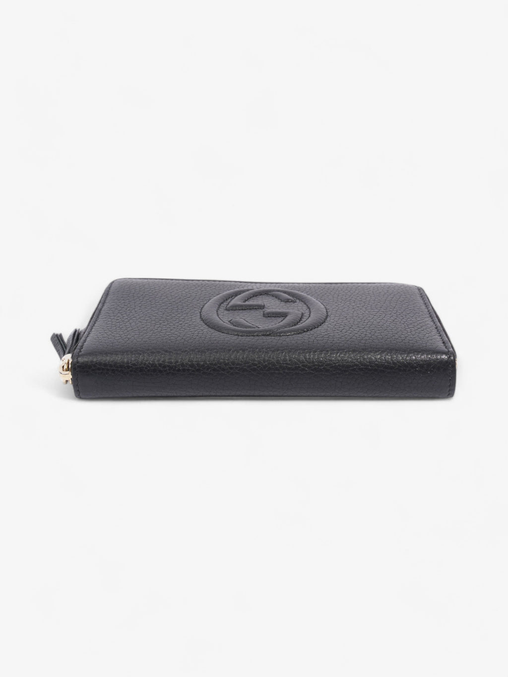 Gucci Soho Interlocking G Tassel Round Long Wallet Black / Light Gold Leather