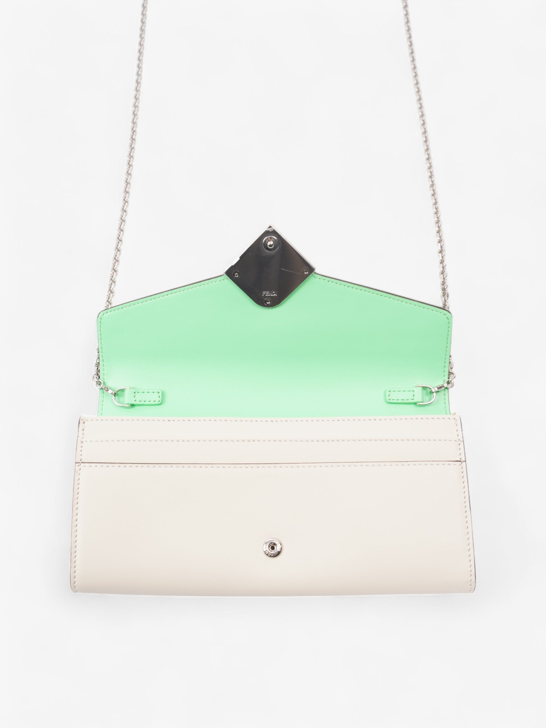 Fendi Continental Wallet on Chain Edamame / Latte Leather