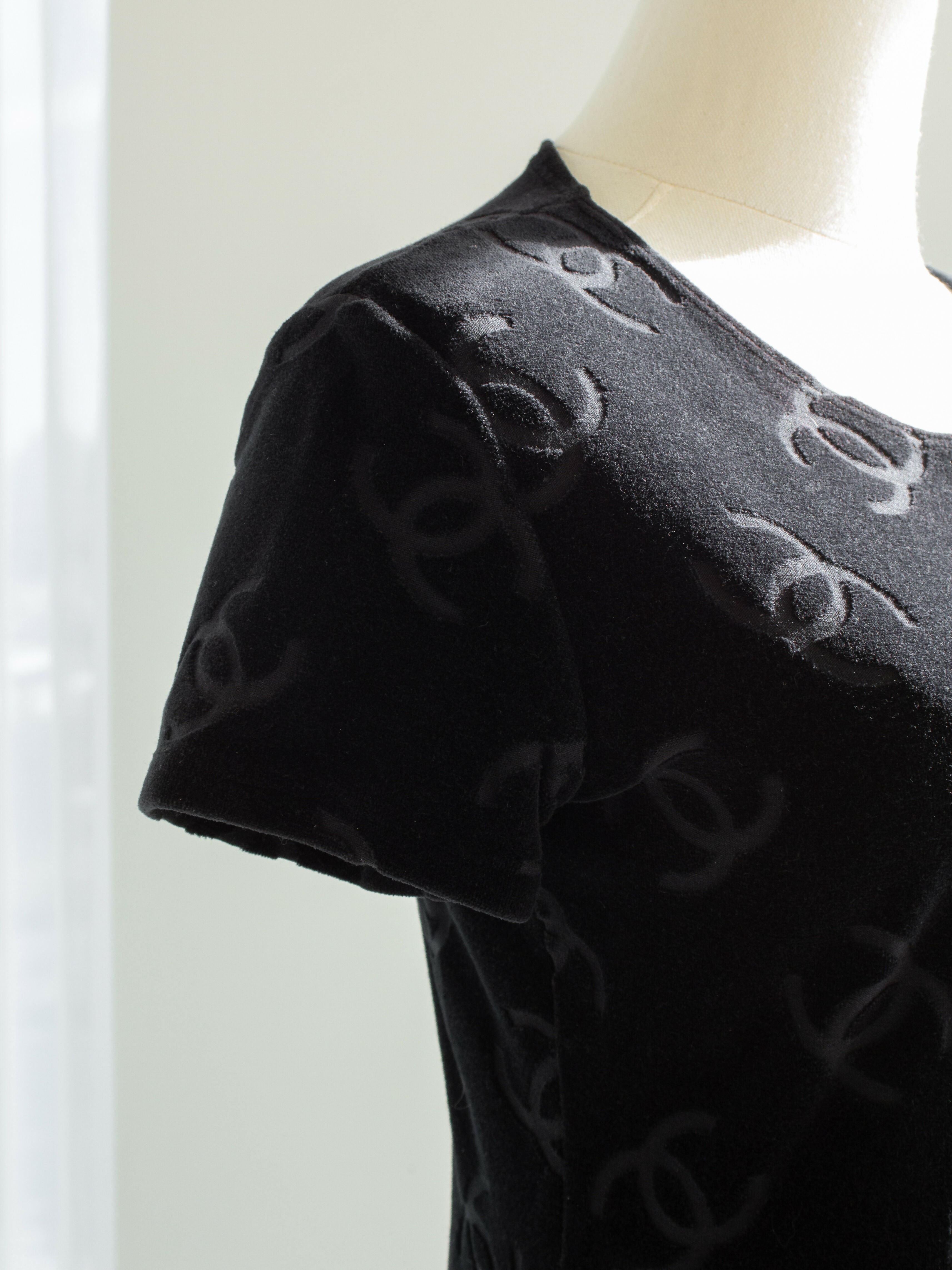 Chanel Vintage S/S1996 Black CC Logo Velour 96P LBD Mini Dress